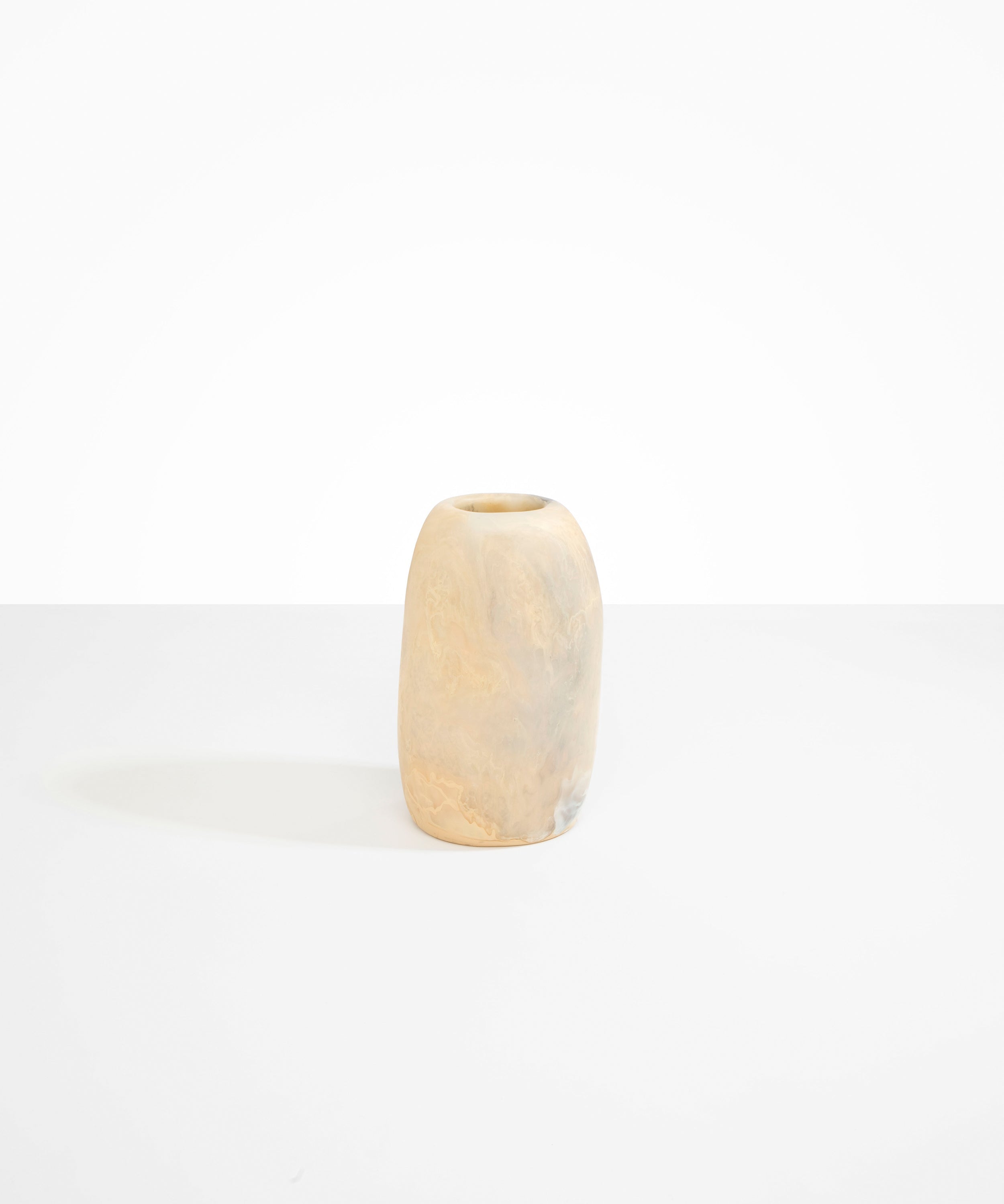 Dinosaur Designs Medium Pebble Vase in Sandy Pearl color resin