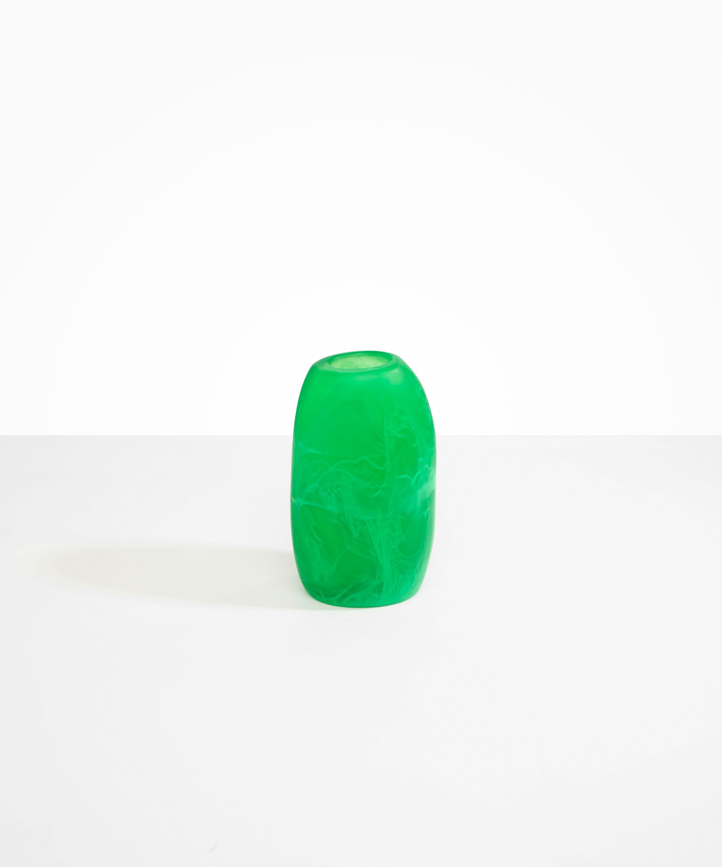 Dinosaur Designs Medium Pebble Vase in Leaf color resin