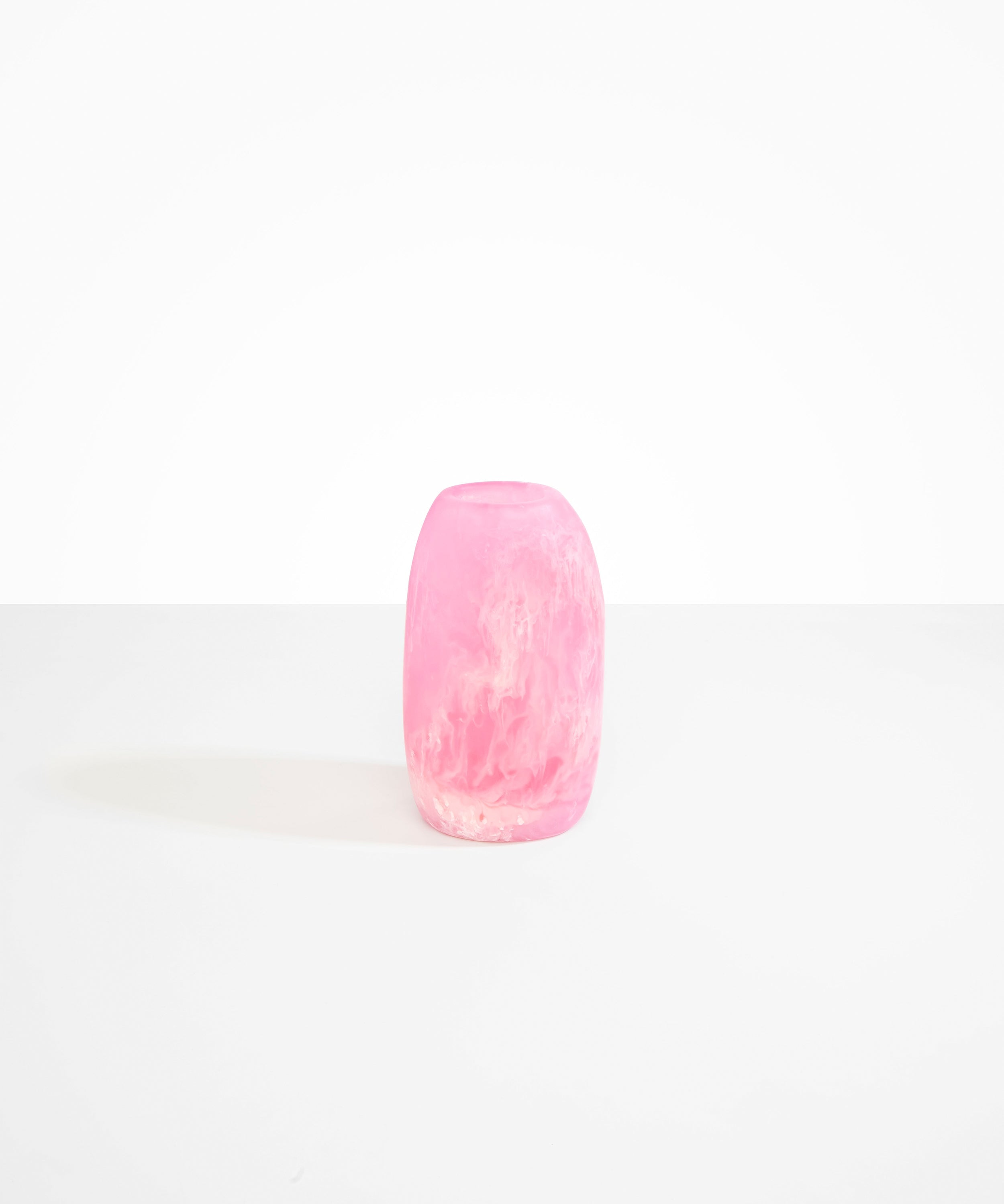 Dinosaur Designs Medium Pebble Vase in Shell Pink color resin