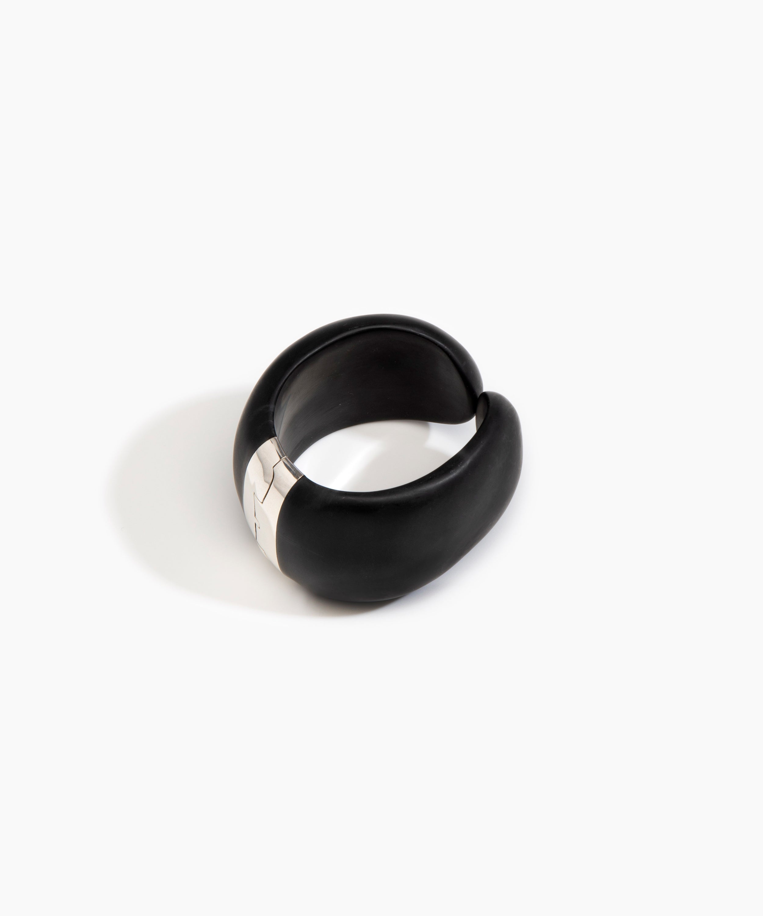 Dinosaur Designs Bold Stone Cuff in Black color resin with 925 Sterling Silver Material