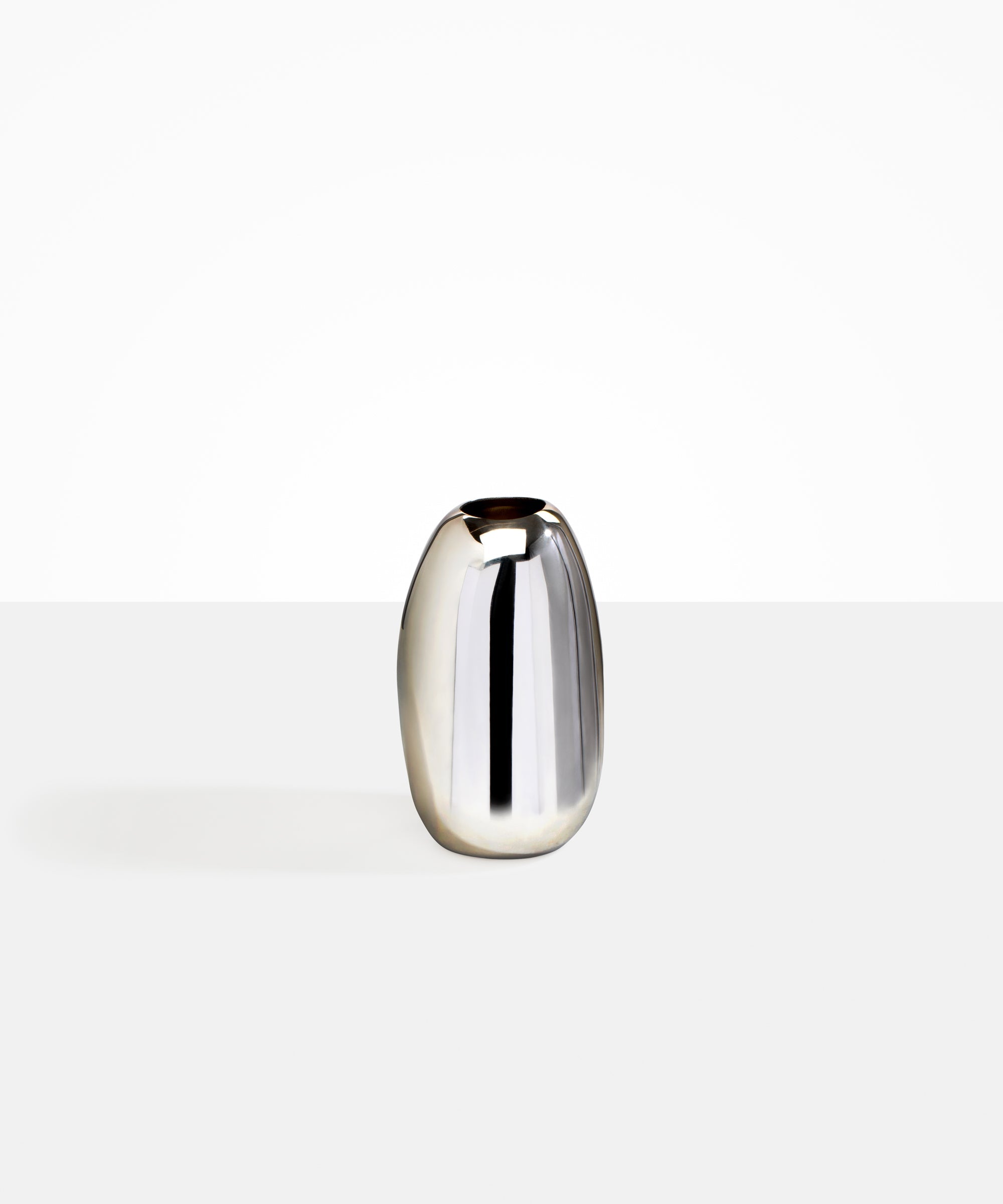 Dinosaur Designs Medium Metal Pebble Vase in Silver-Plated Brass Material