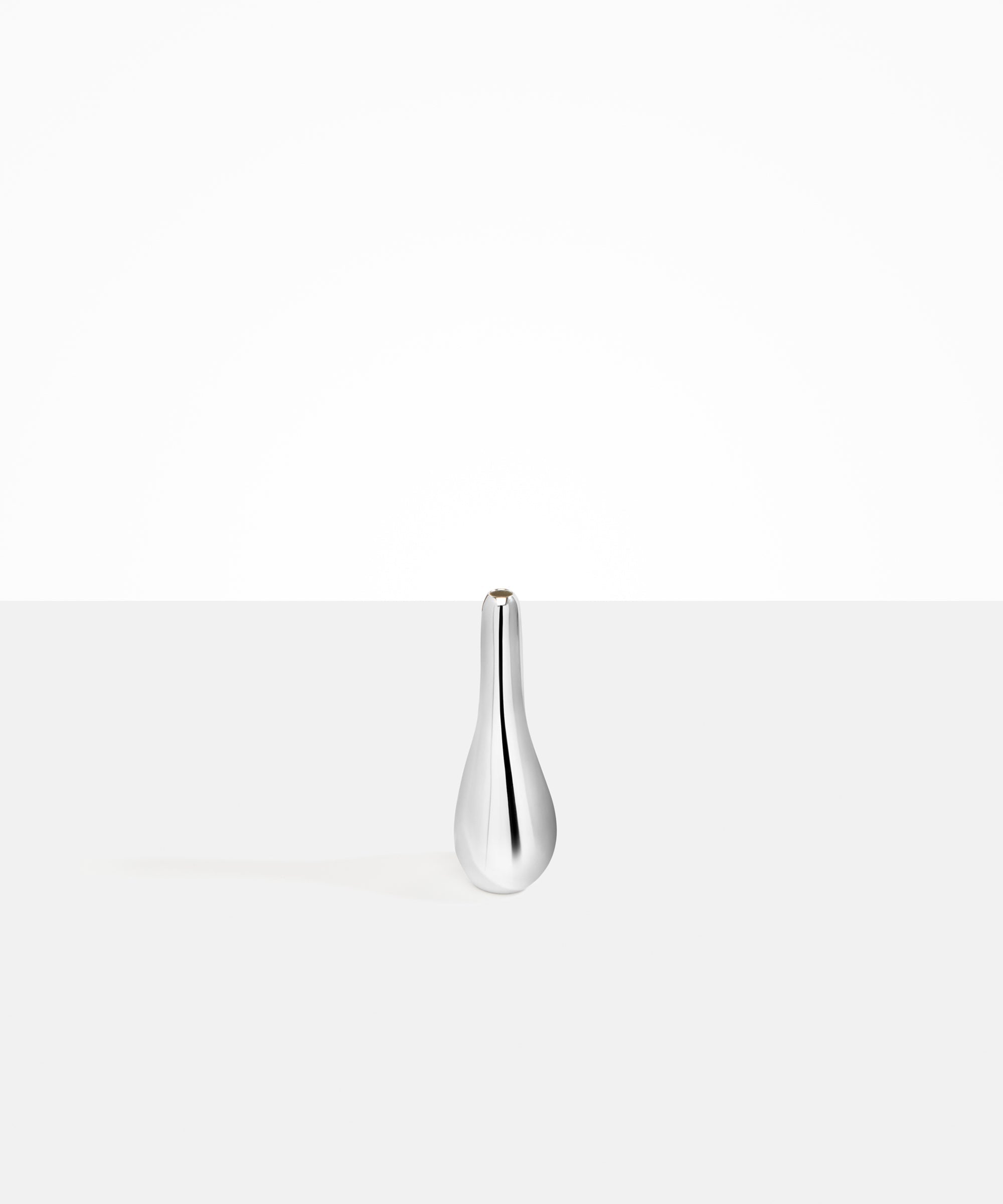 Dinosaur Designs Medium Metal Swan Vase in Silver-Plated Brass Material