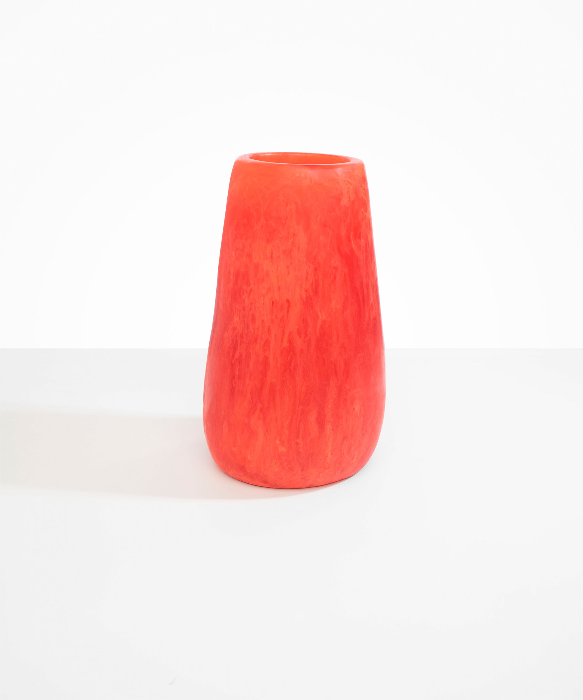 Dinosaur Designs Grand Pebble Vase in Lychee color resin