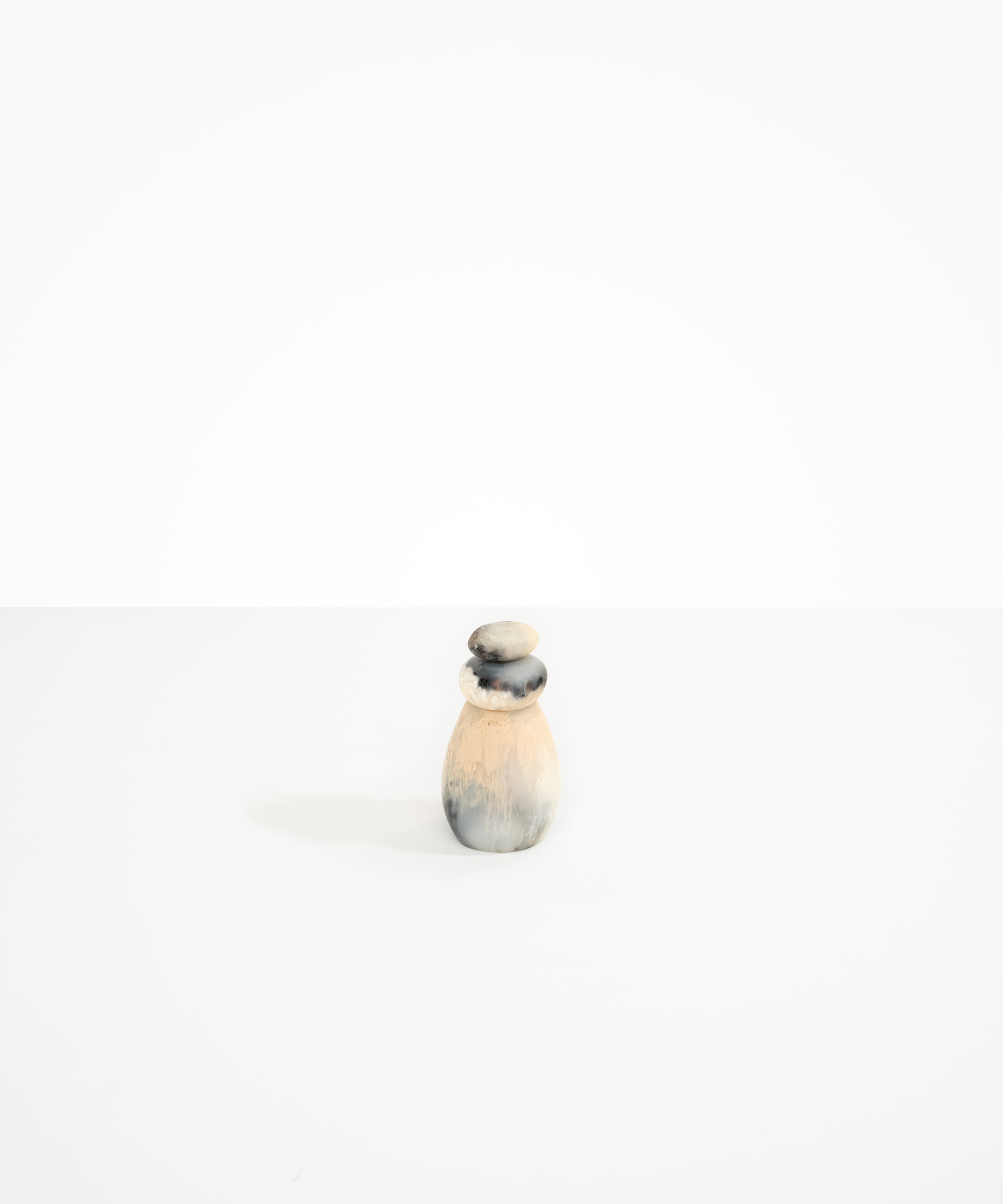 Dinosaur Designs Pepper Boulder Grinder Salt & Pepper Shakers in Sandy Pearl Colour resin
