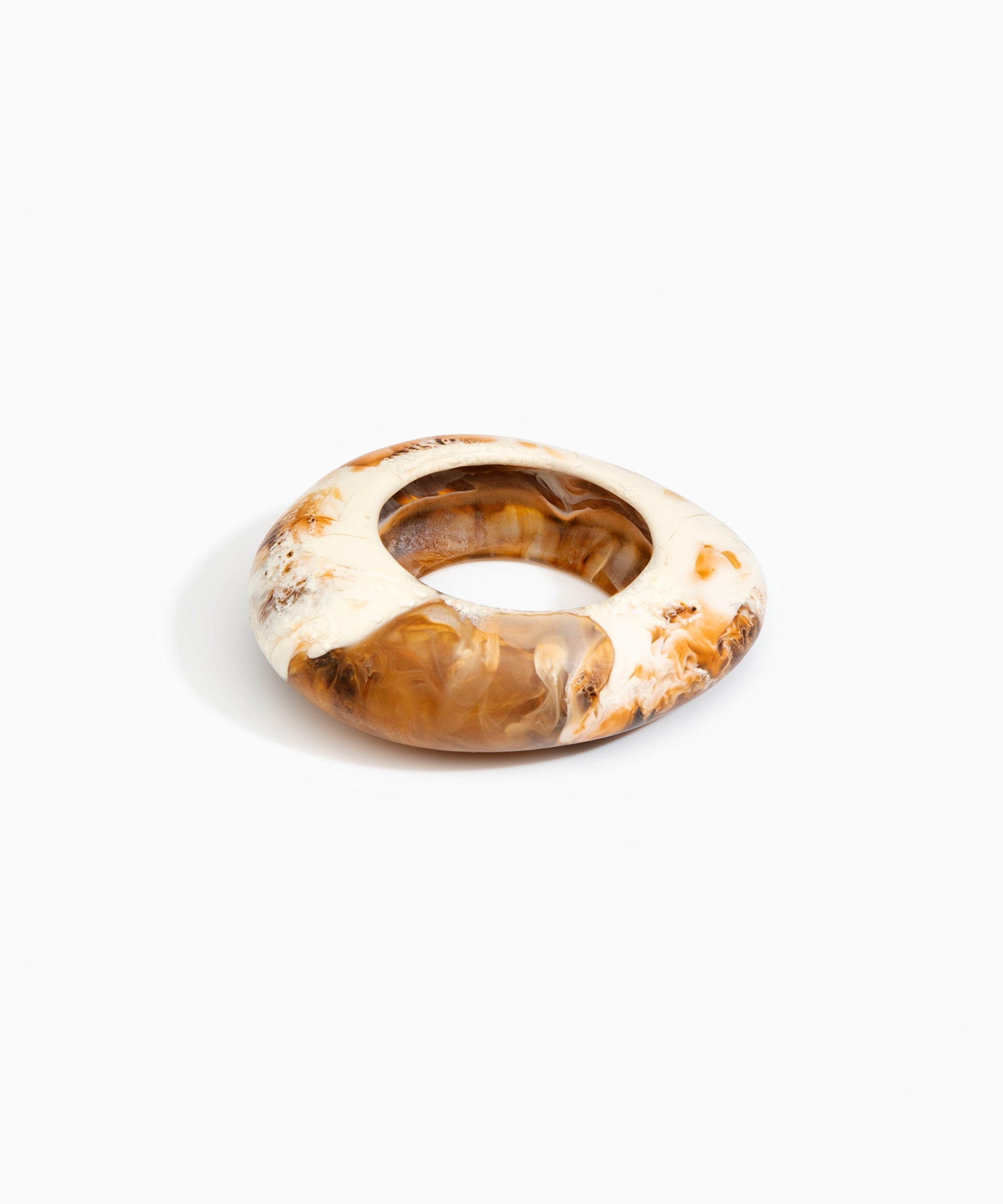 Dinosaur Designs LBRCKLGE Large Rock Bangle LIGHT HORN