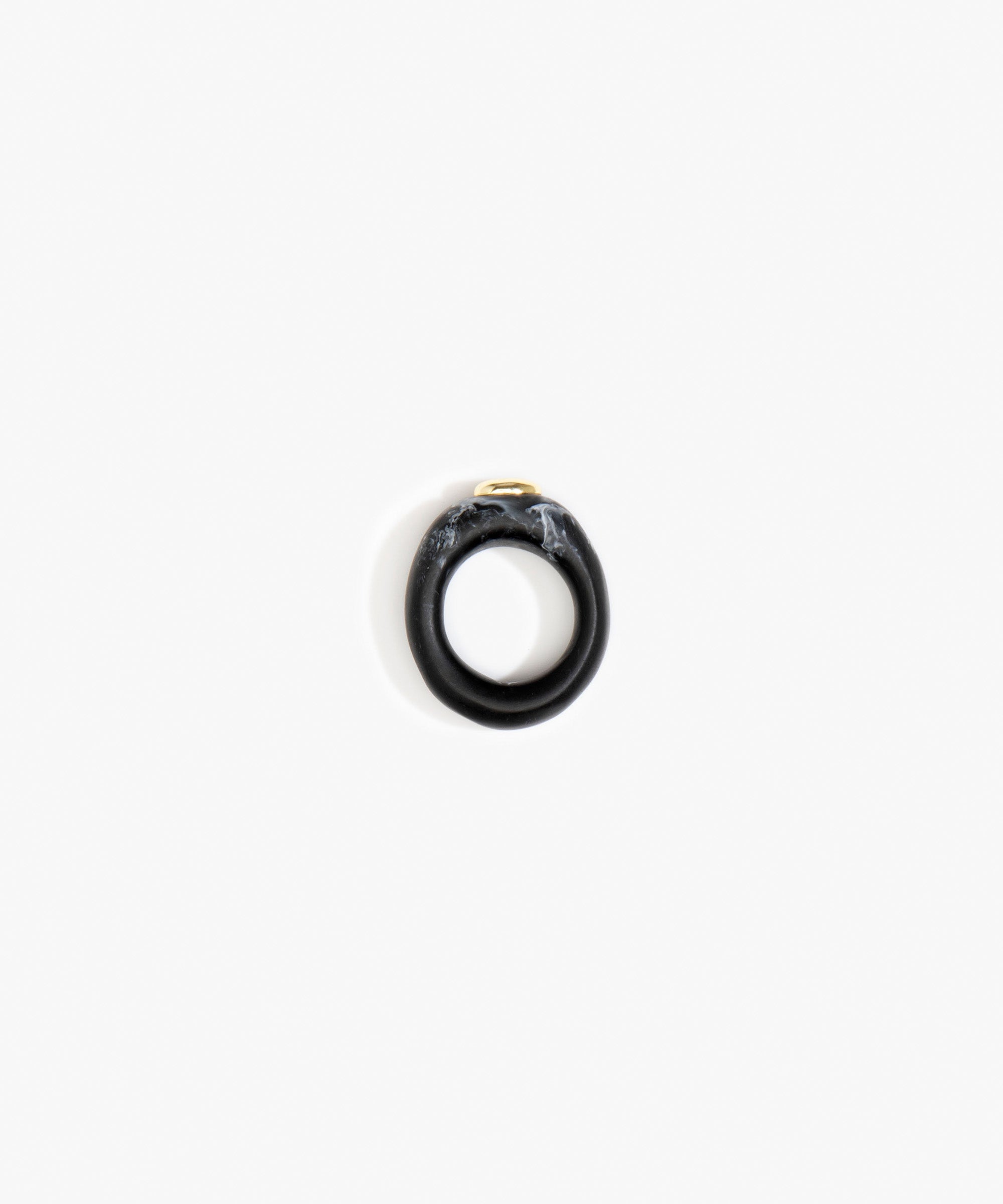 Dinosaur Designs RGRNDRCK Round Rock Ring BLACK MARBLE