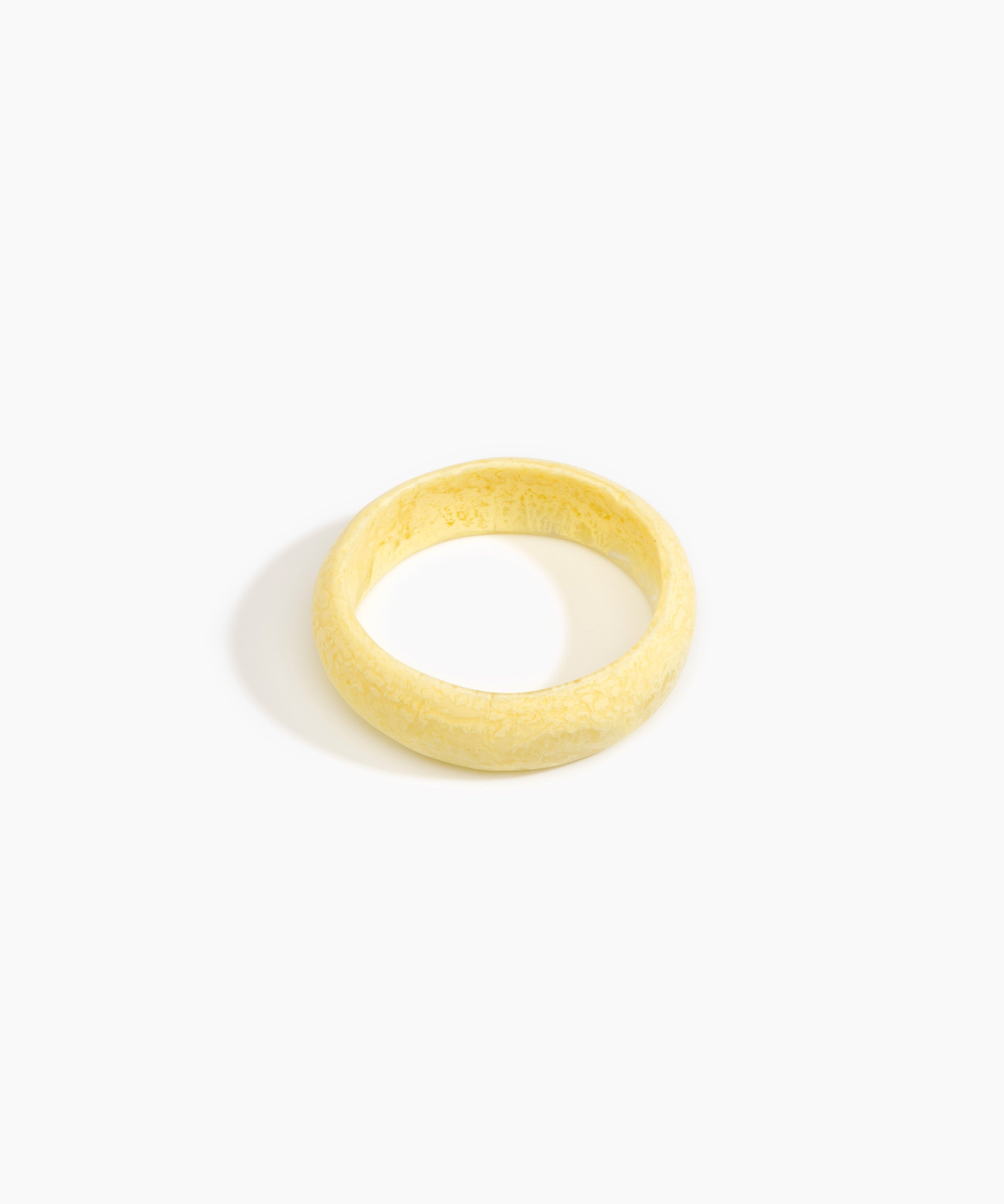 Dinosaur Designs Medium Organic Oval Bangle in Lemon color resin with Wide Fit