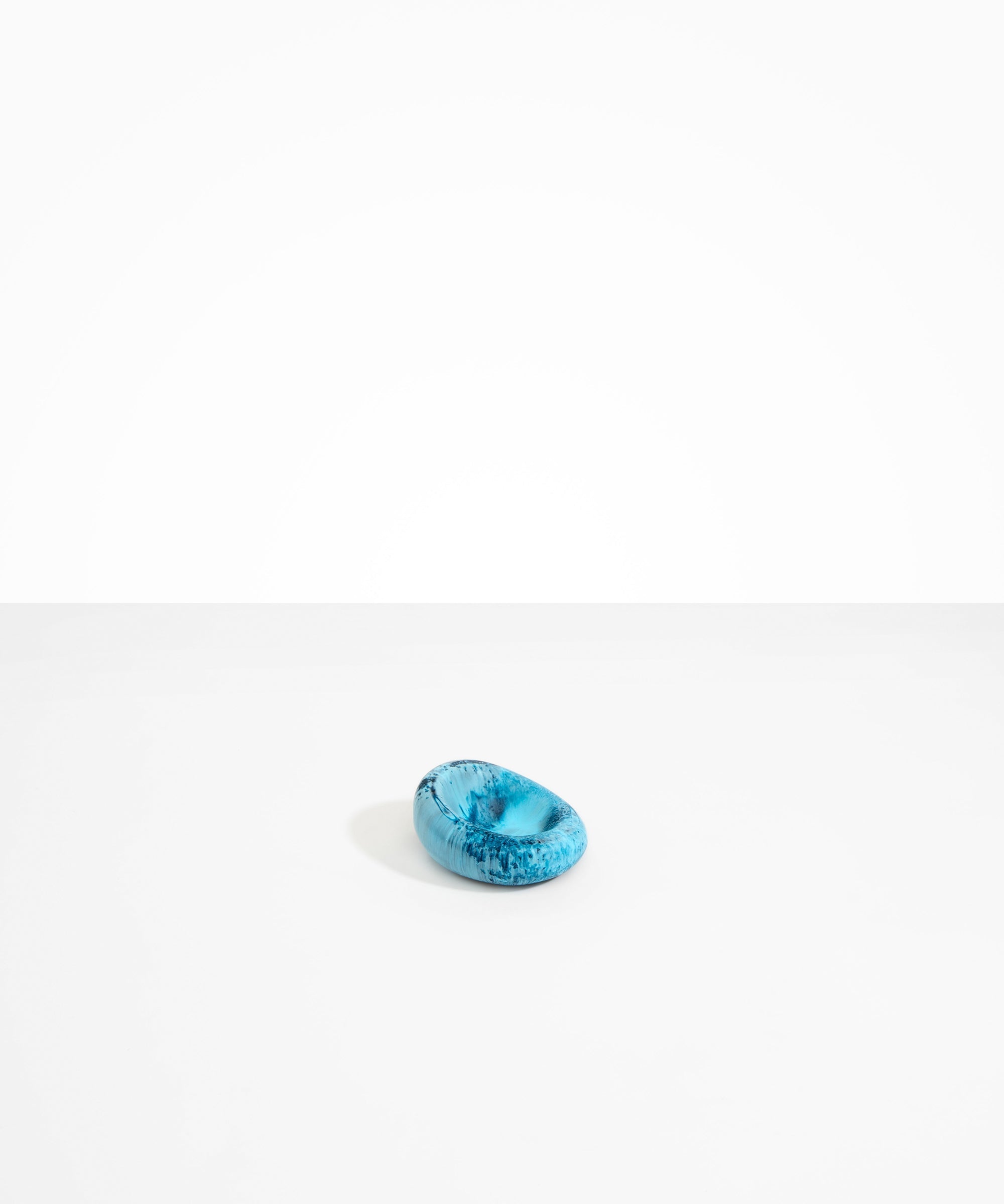 Dinosaur Designs DSHPLNDRFS small drift dish WATER