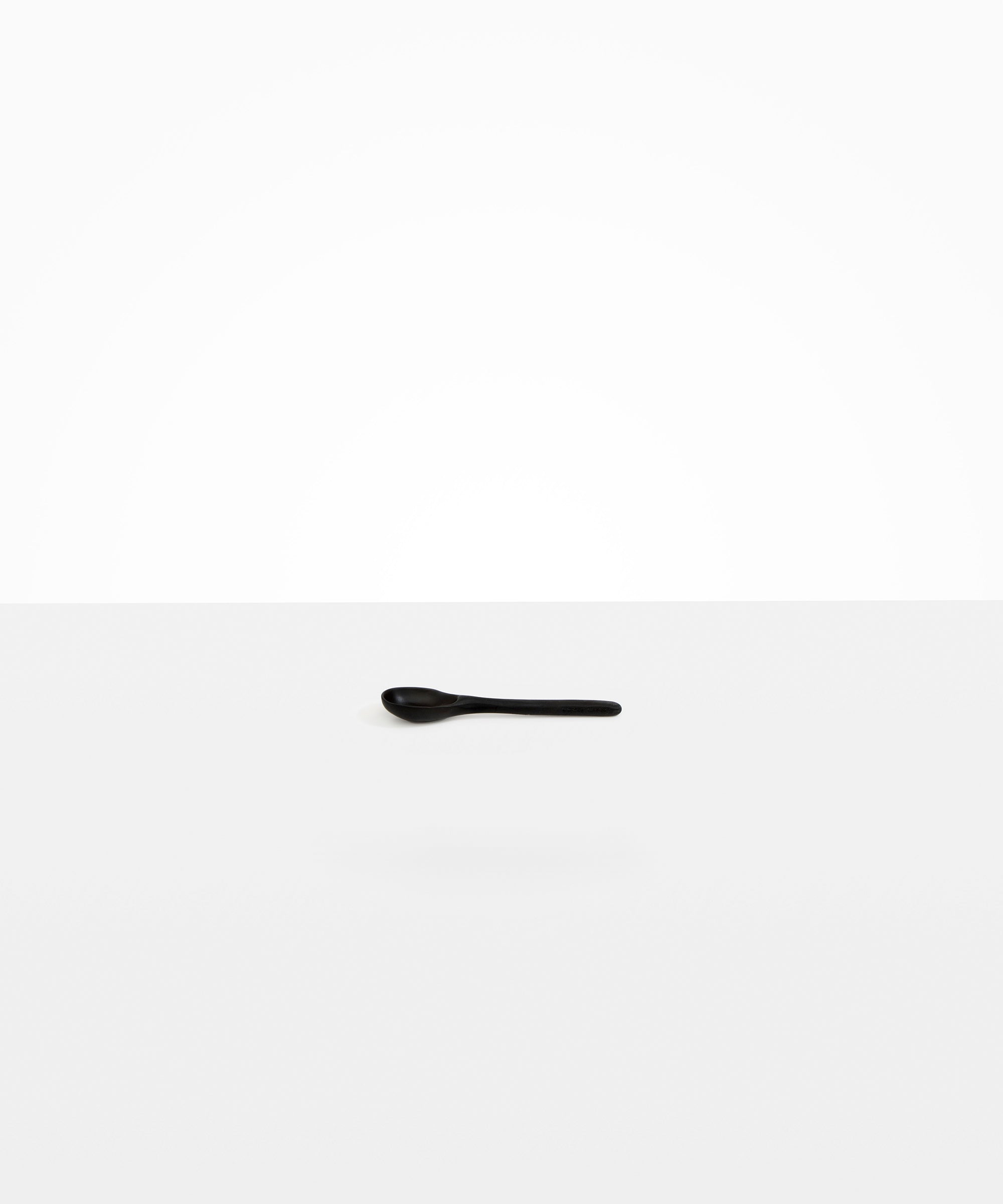 Dinosaur Designs SPNPLNSTO stone spoon BLACK