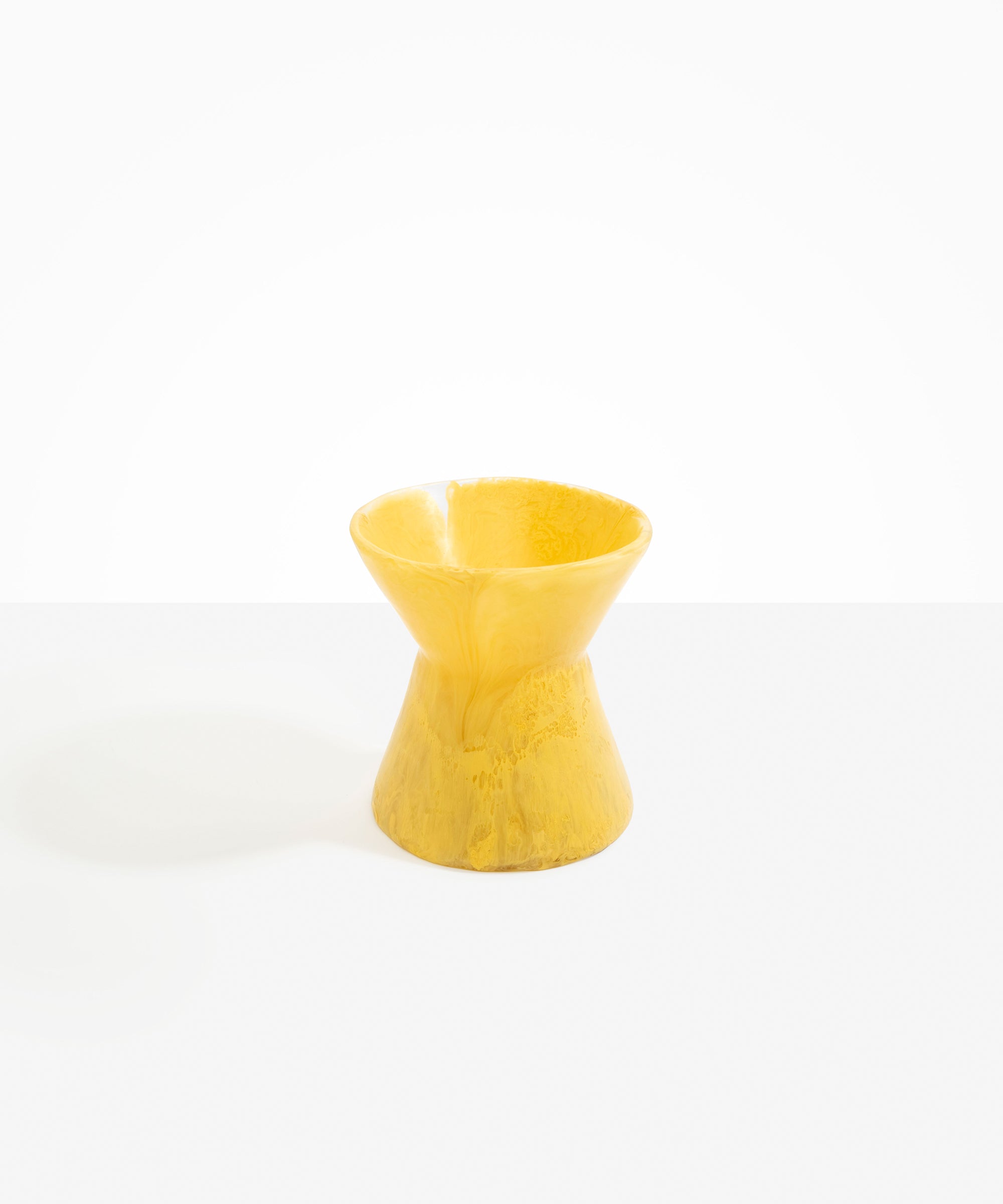 Dinosaur Designs Medium Bow Vase in Pollen color resin