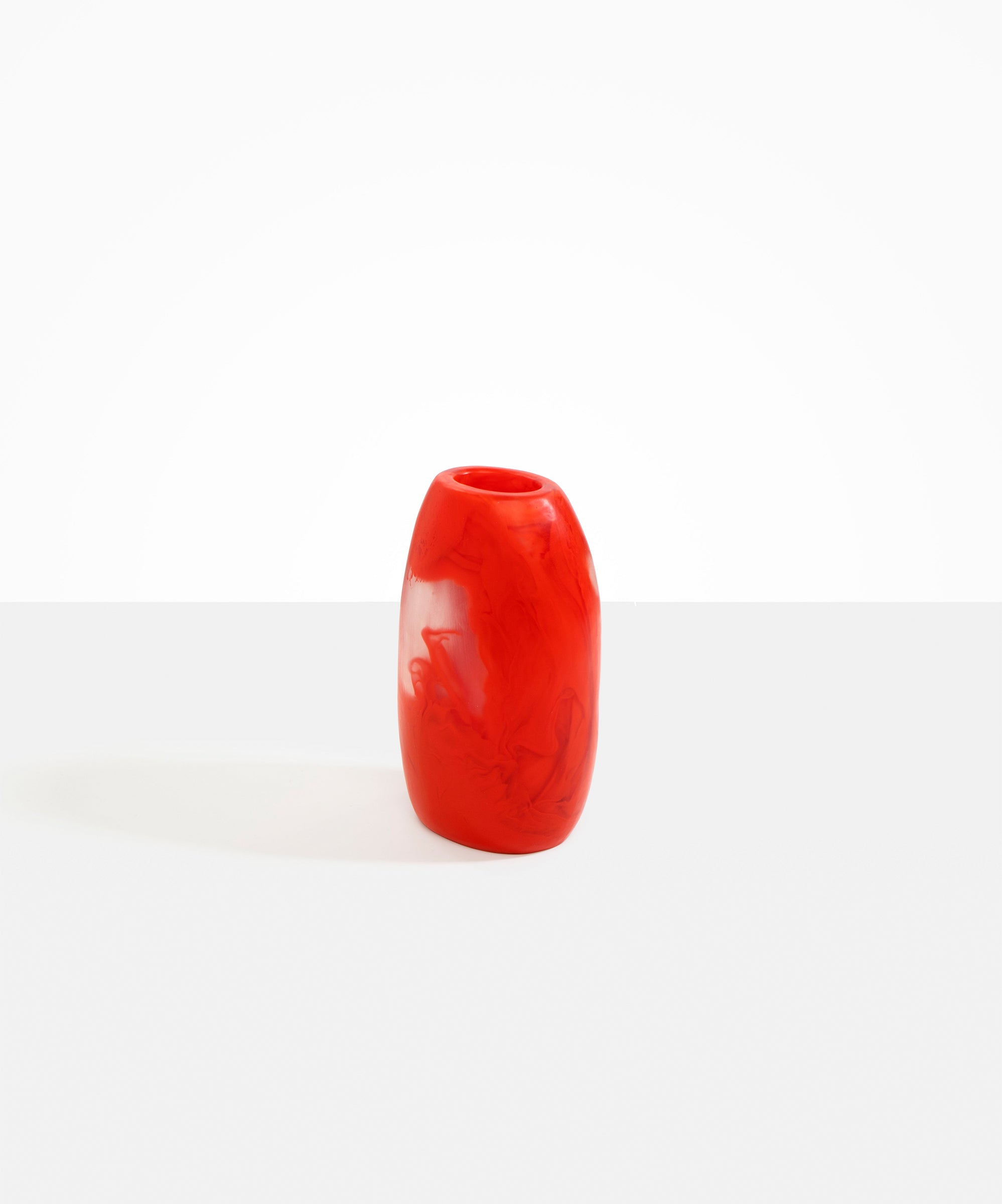 Dinosaur Designs VASPEBMED medium pebble vase POPPY