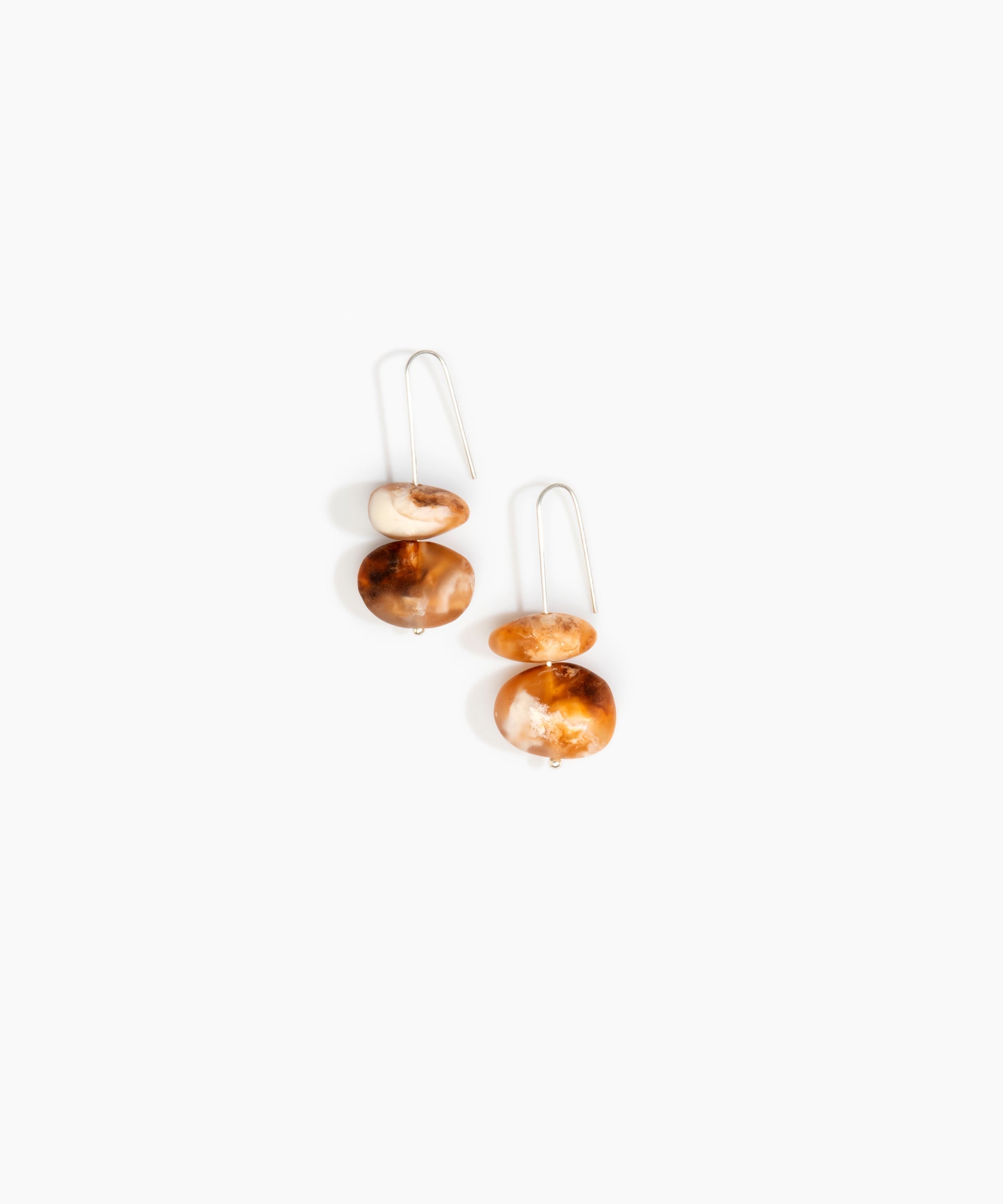 Dinosaur Designs Temple Earth Wire Earrings in Light Horn Colour resin with 925 Sterling Silver Material.