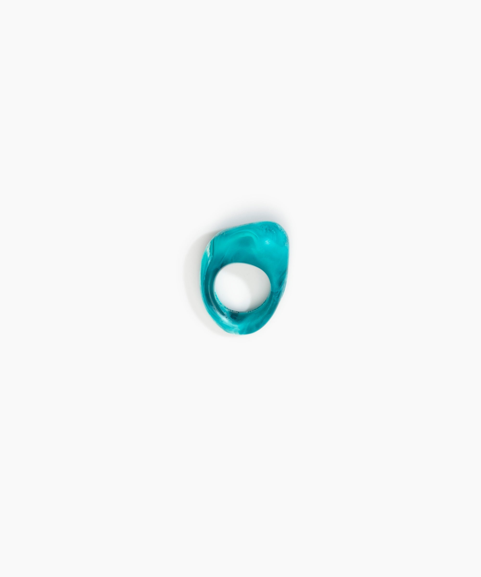 Dinosaur Designs Pebble Ring in Lagoon Colour resin with Regular Fit.