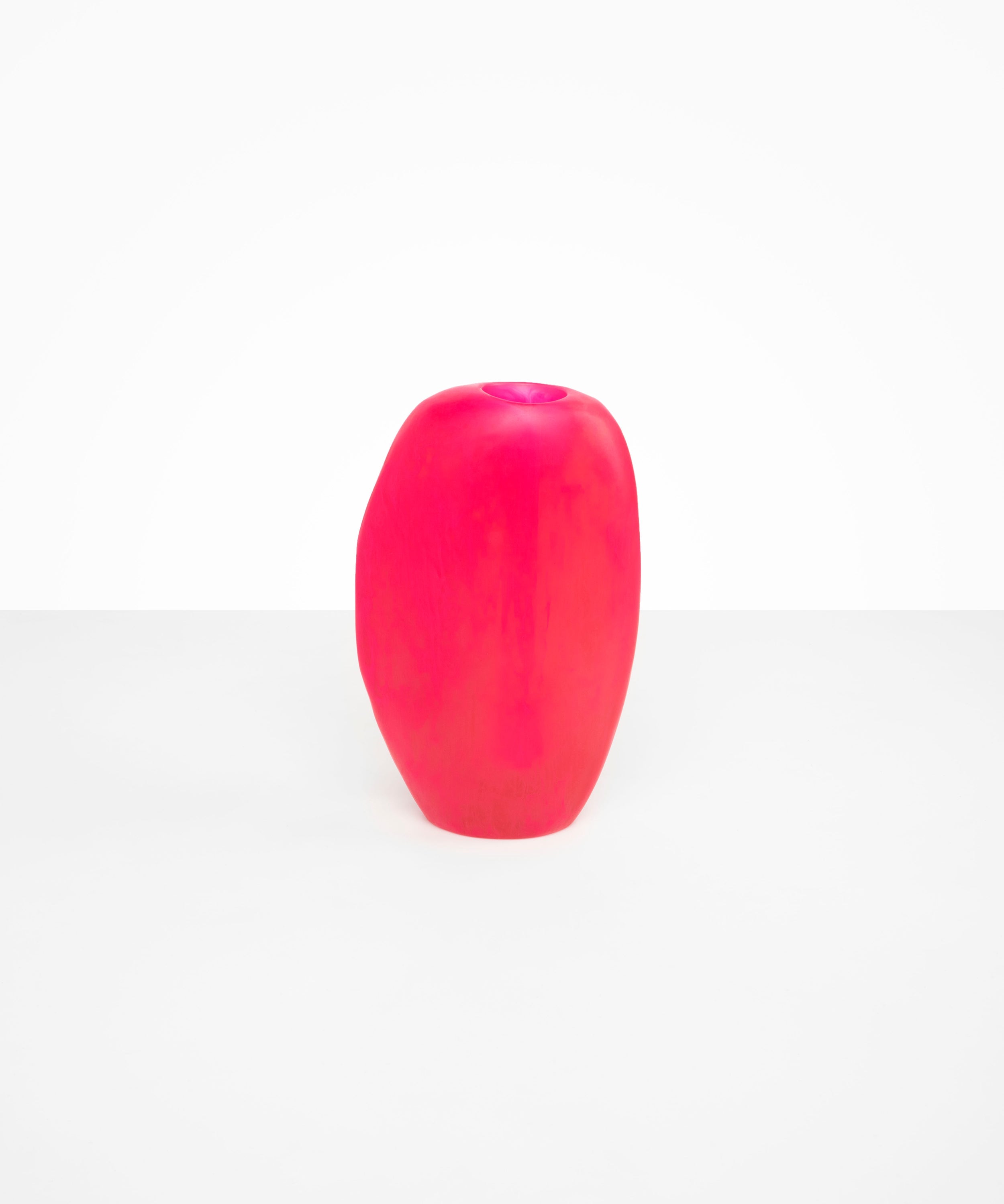 Dinosaur Designs Bold Skipping Stone Vase Vases in Flamingo color resin