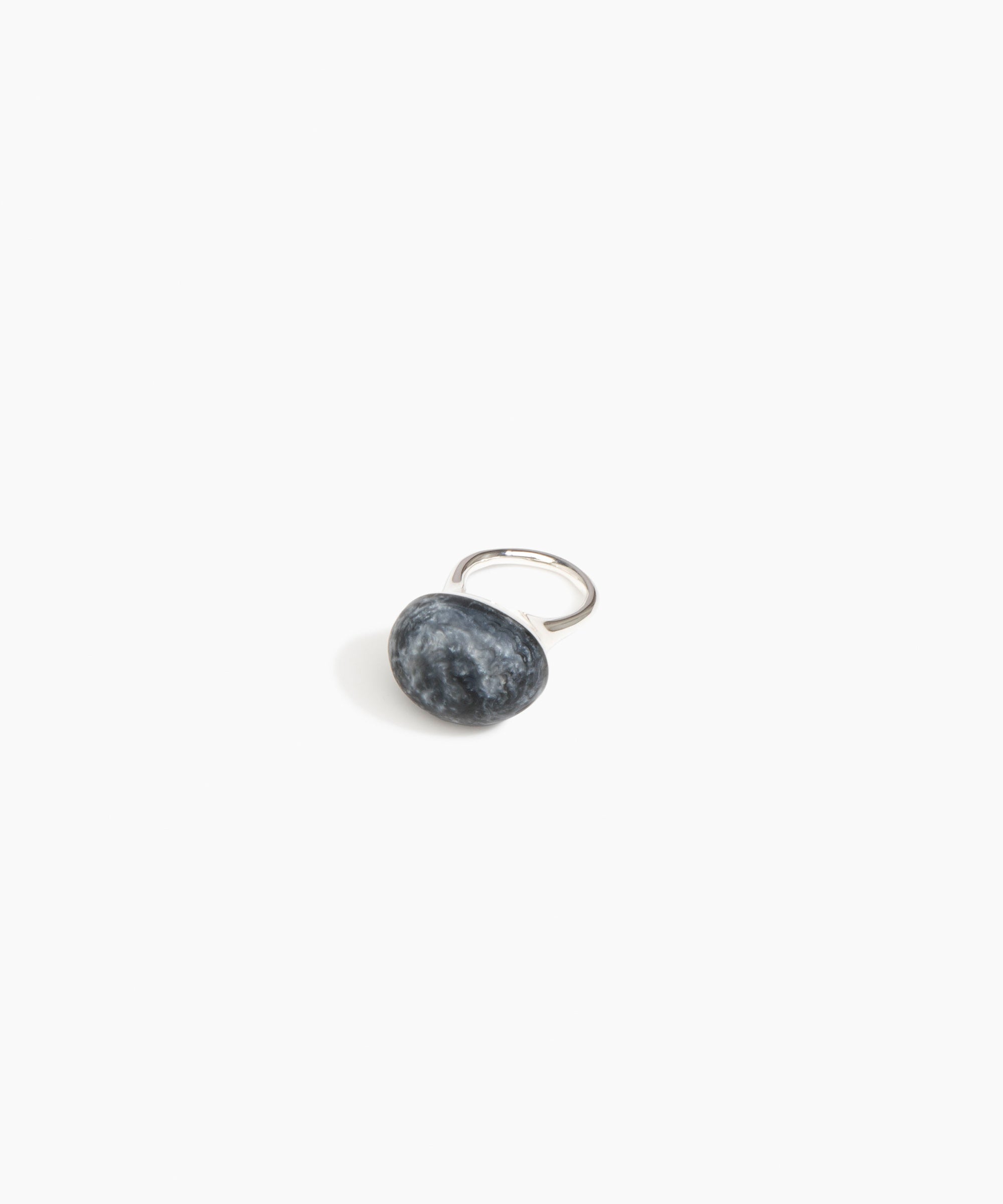 Dinosaur Designs Round Watercolour Ring in Slate Colour resin with 925 Sterling Silver Material
