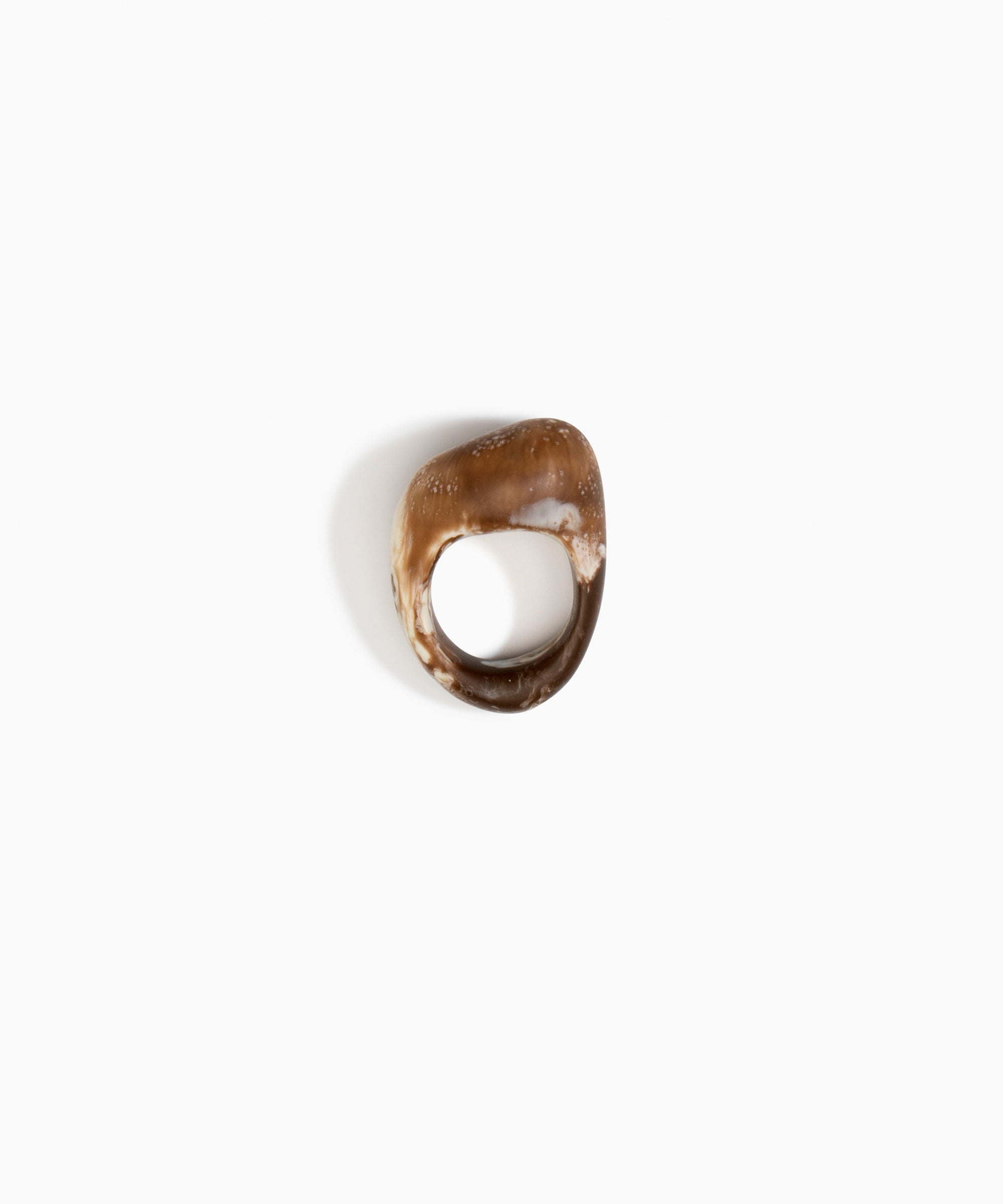 Dinosaur Designs RGPLNPEB Pebble Ring CAPPUCCINO.