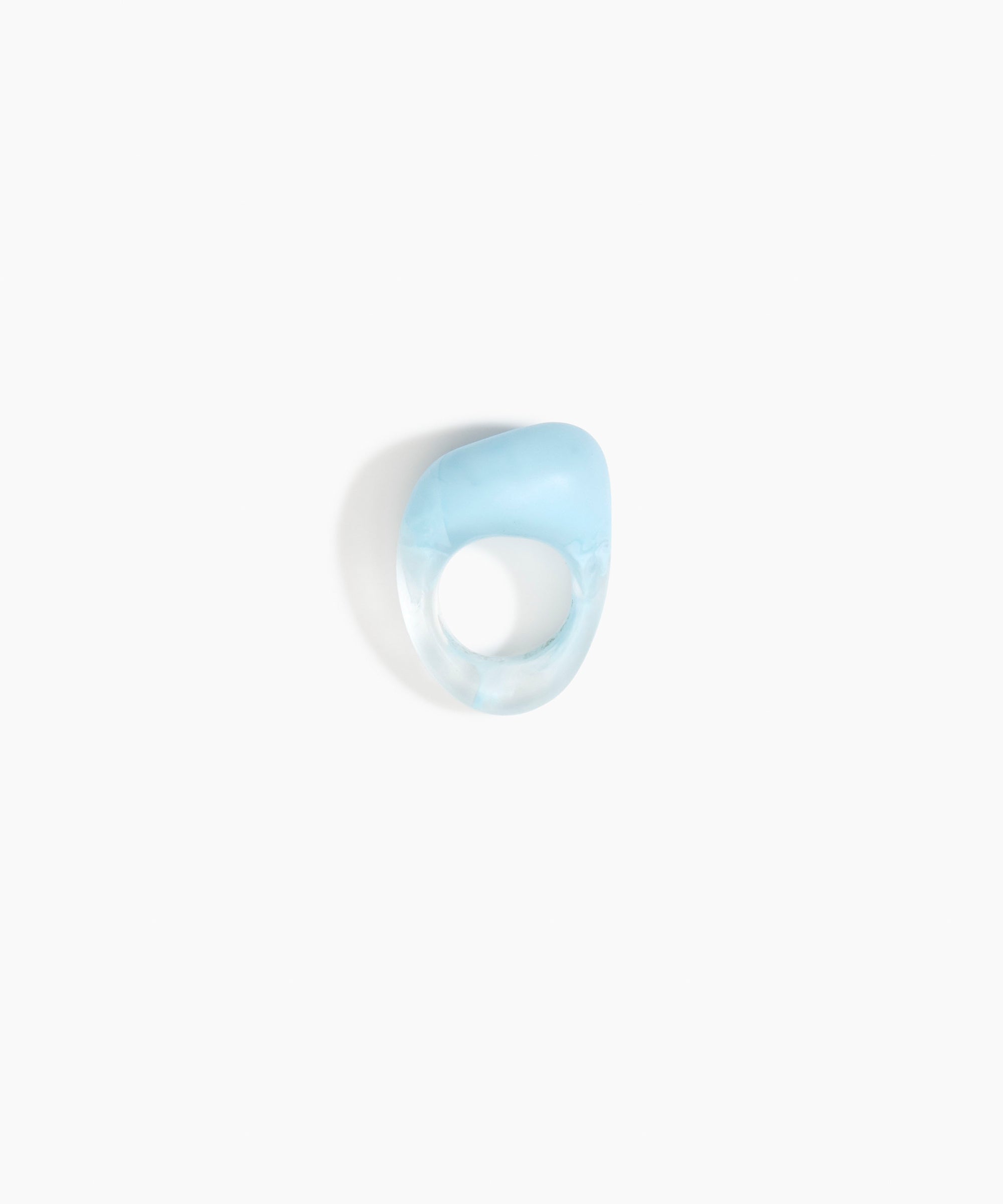 Dinosaur Designs RGPLNPEB Pebble Ring POOL.