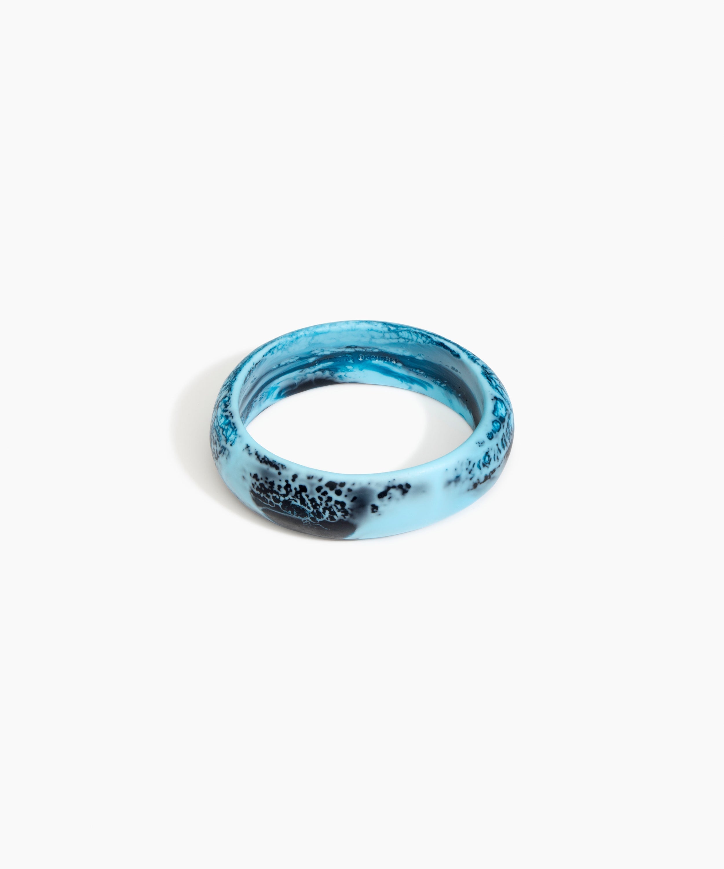 Dinosaur Designs Medium Organic Oval Bangle in Water Colour resin with Wide Fit..