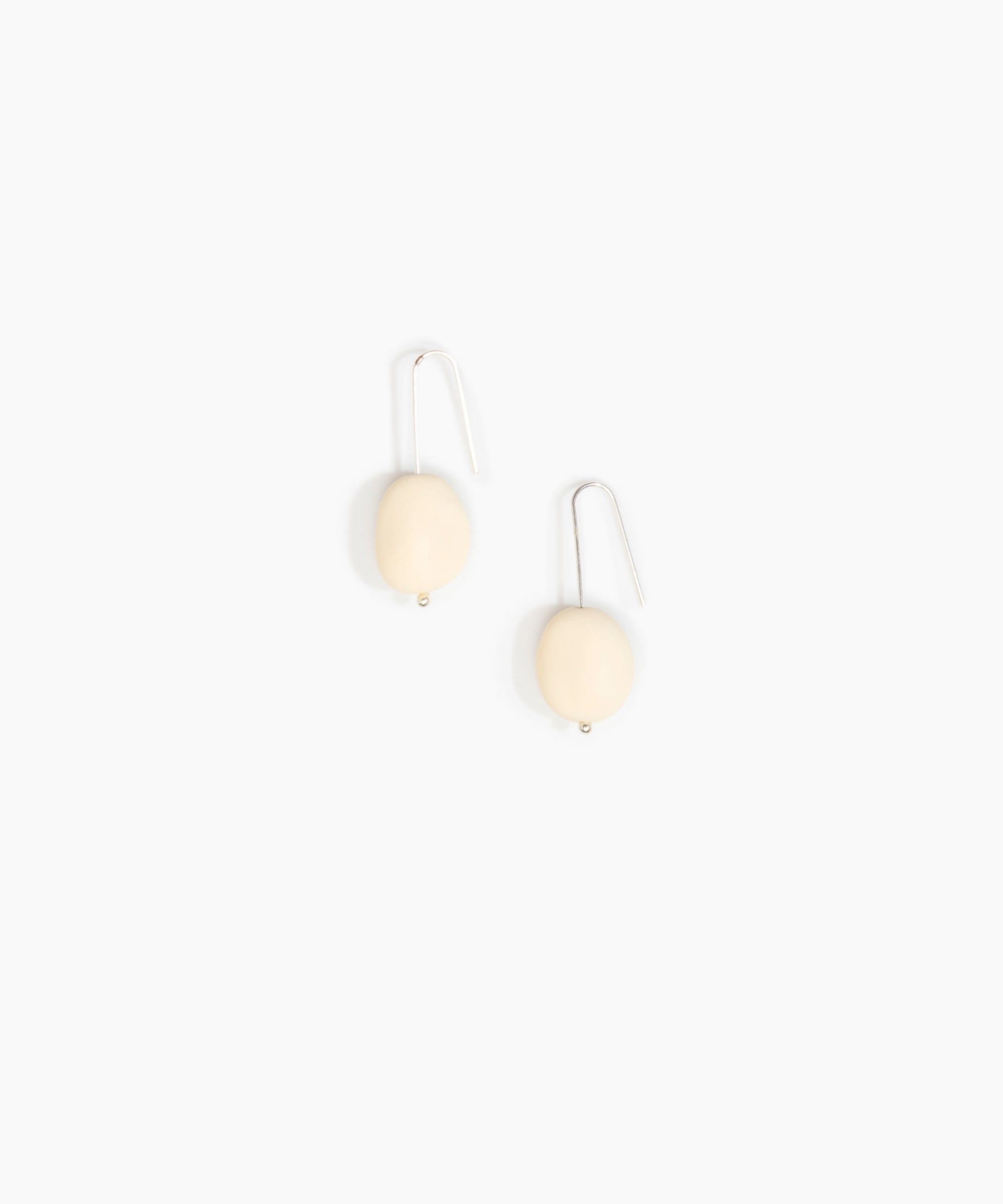 Dinosaur Designs Earth Wire Earrings in Cream Colour resin with 925 Sterling Silver Material