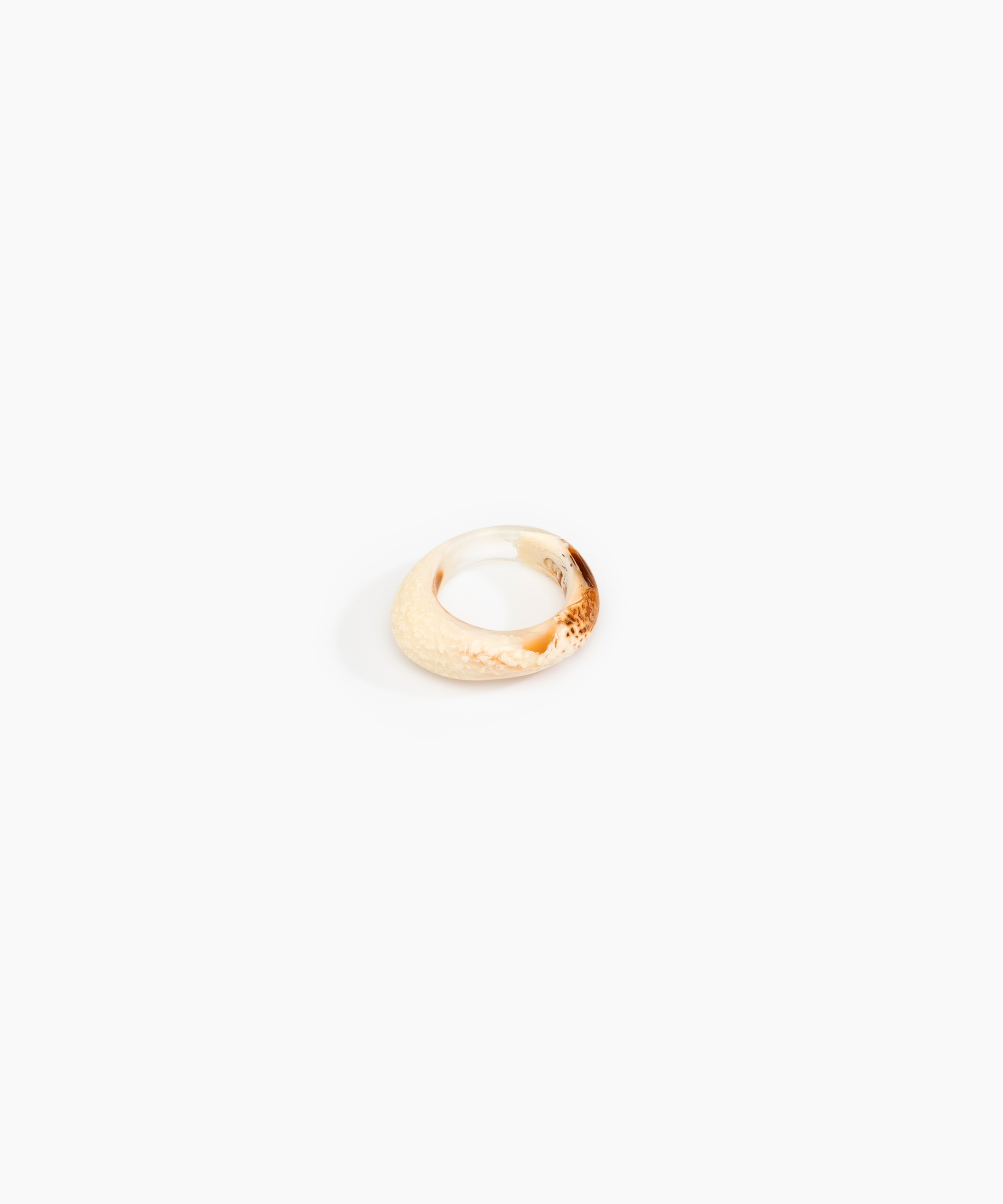 Dinosaur Designs Slate Ring Rings in Light Horn Colour resin with Regular Fit..