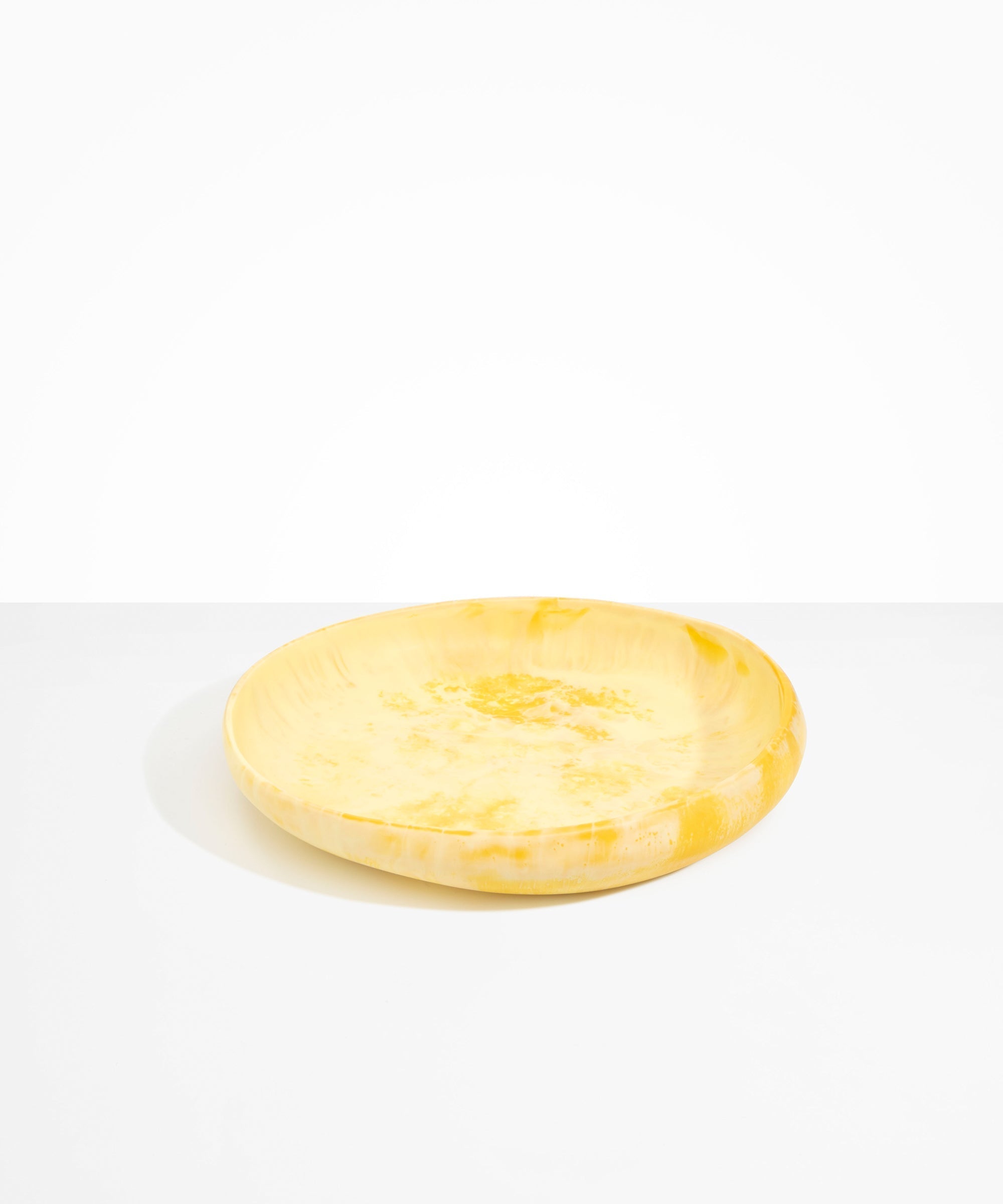 Dinosaur Designs Large Earth Bowl in Daisy Colour resin.
