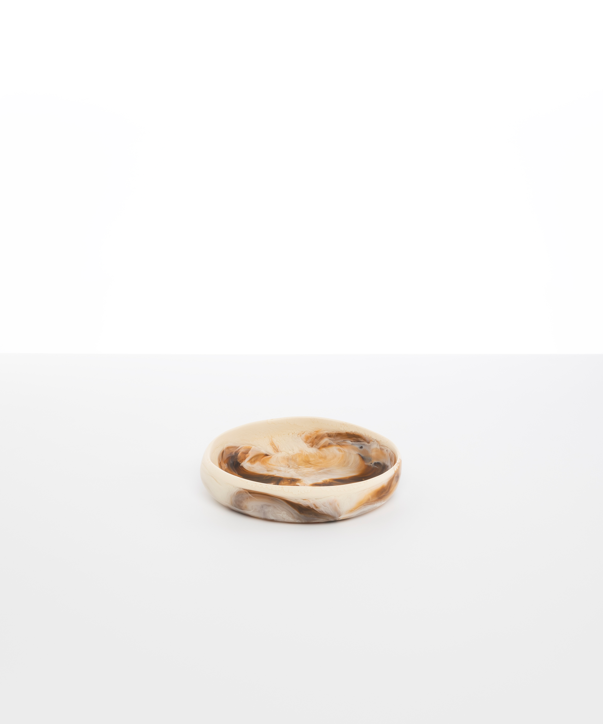 Dinosaur Designs Small Earth Bowl in Light Horn Colour resin.