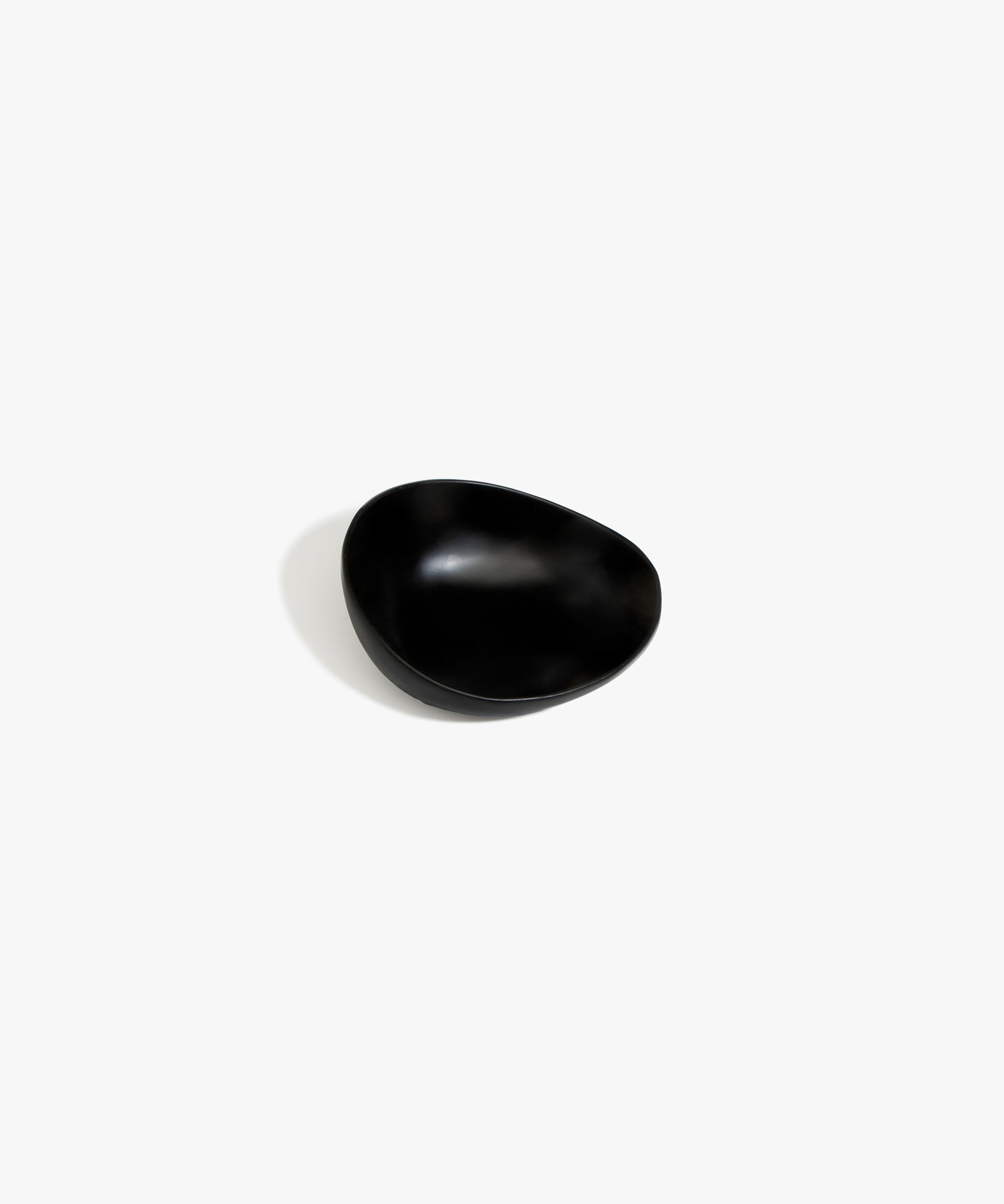 Dinosaur Designs Medium Pebble Vase in Cream Colour resin..