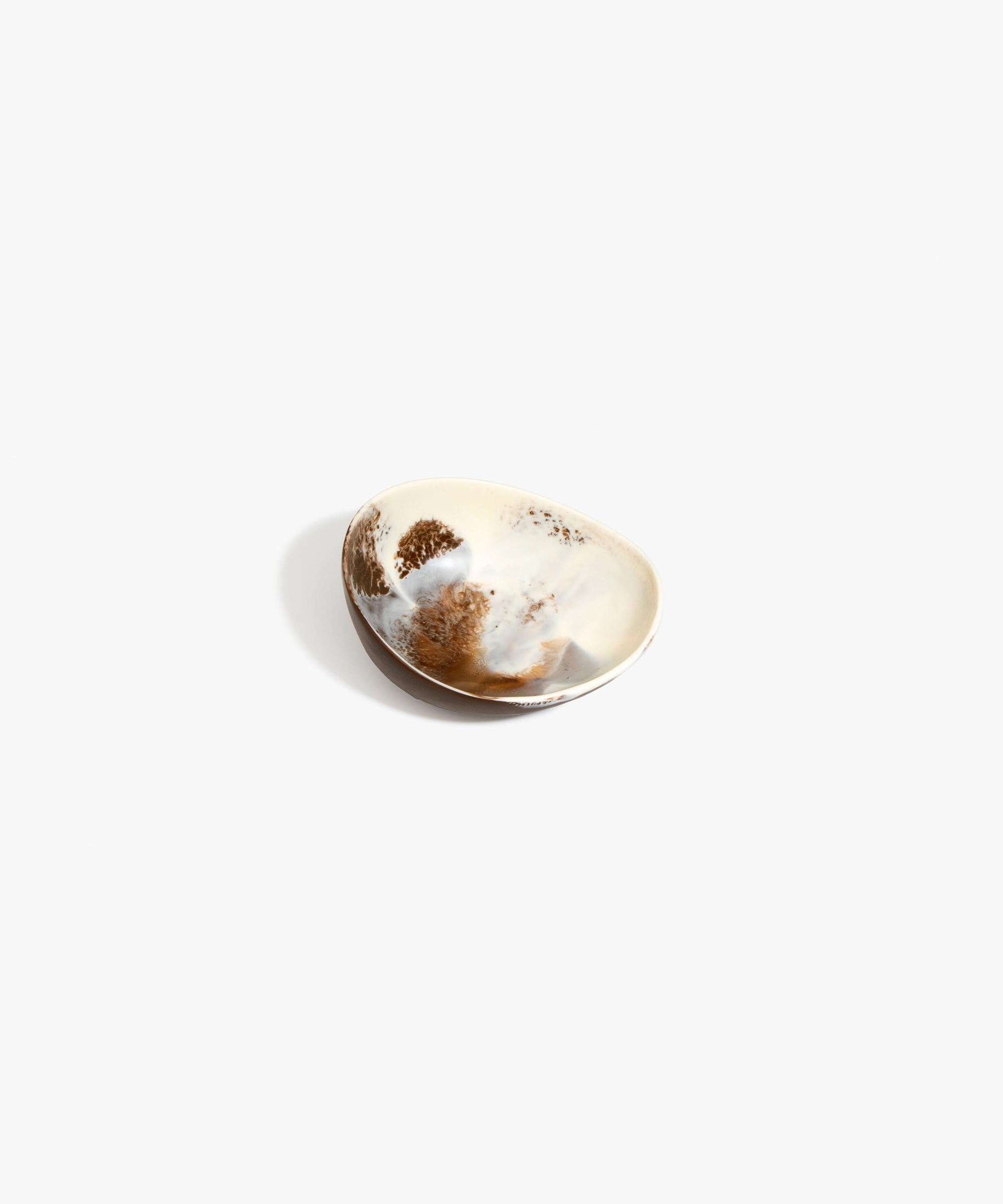 Dinosaur Designs Medium Organic Oval Bangle in Daisy Colour resin with Wide Fit..