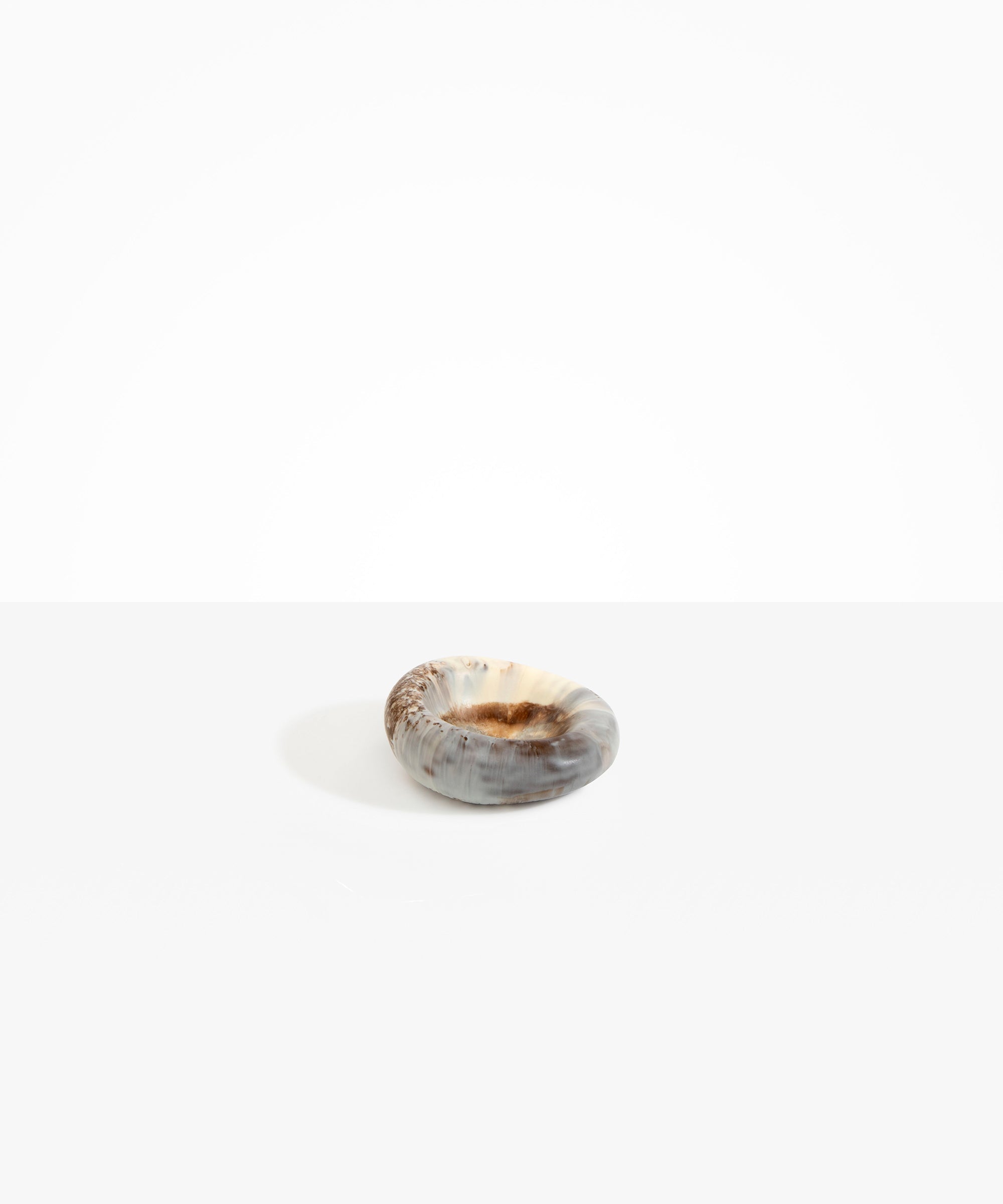 Dinosaur Designs Medium Drift Dish Tableware in Cappuccino Colour resin