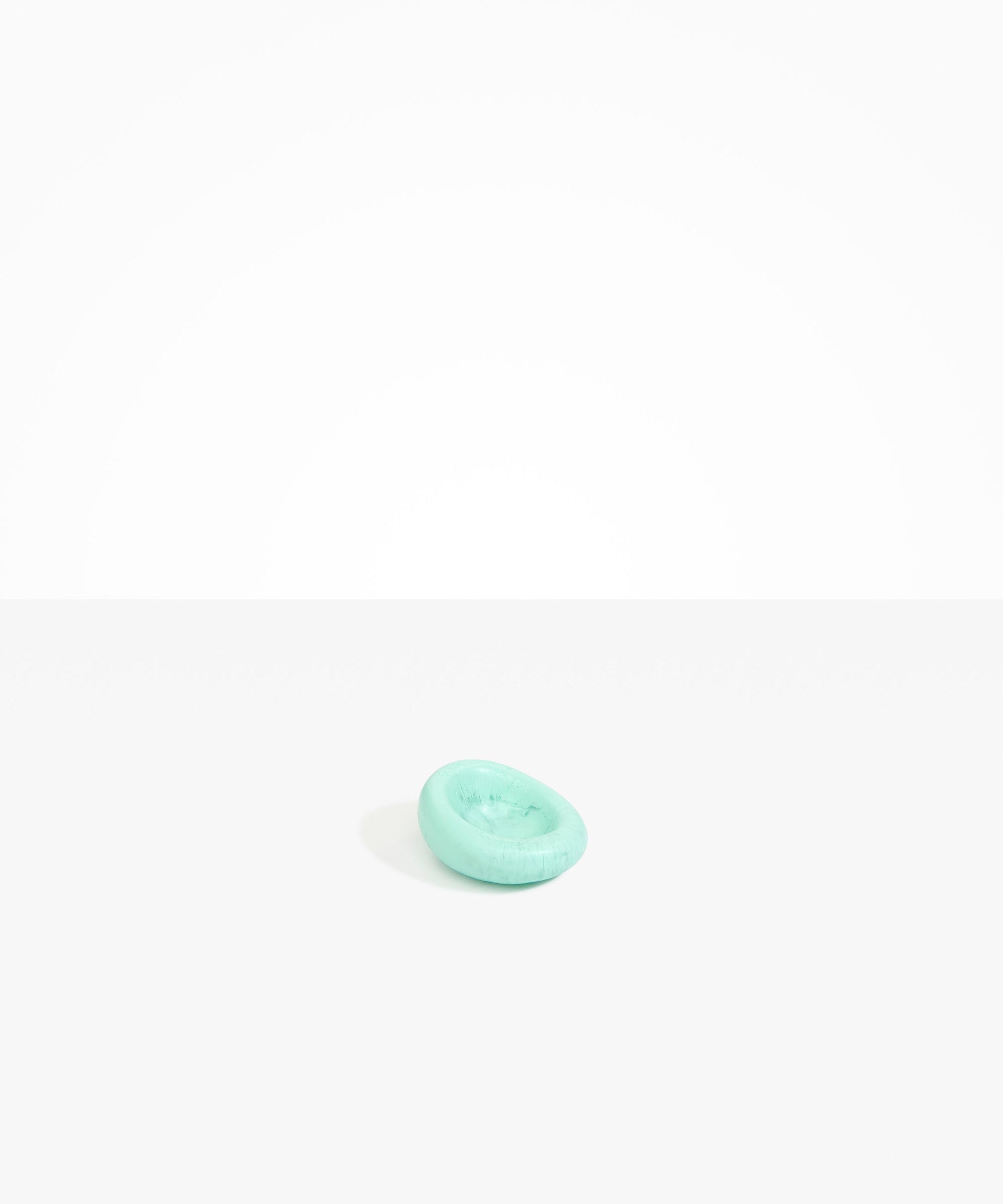 Dinosaur Designs Small Drift Dish in Chalk Swirl Colour resin...