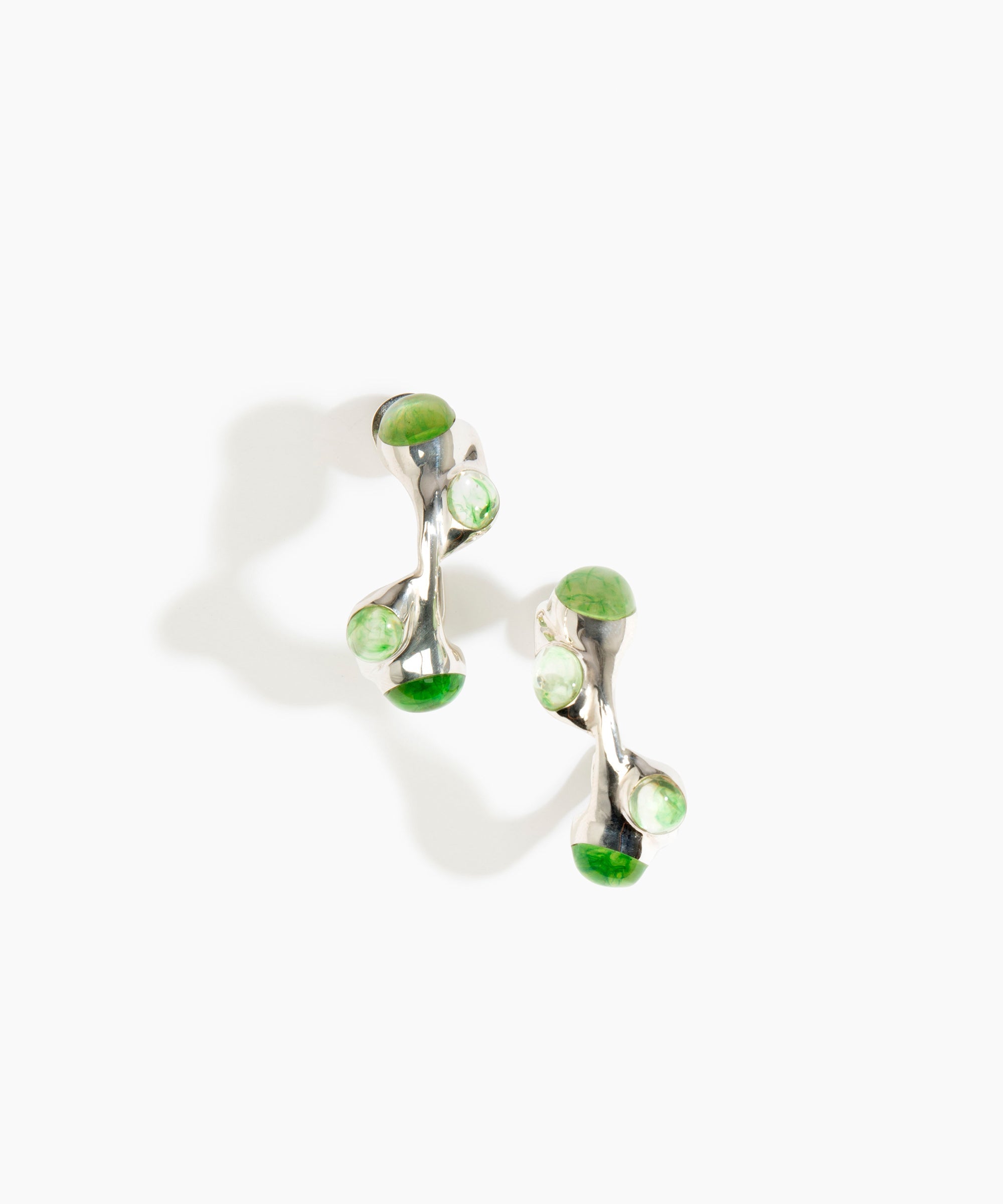 Dinosaur Designs Watercolour silver-plated brass hoop earrings with Grass green coloured glass beads.