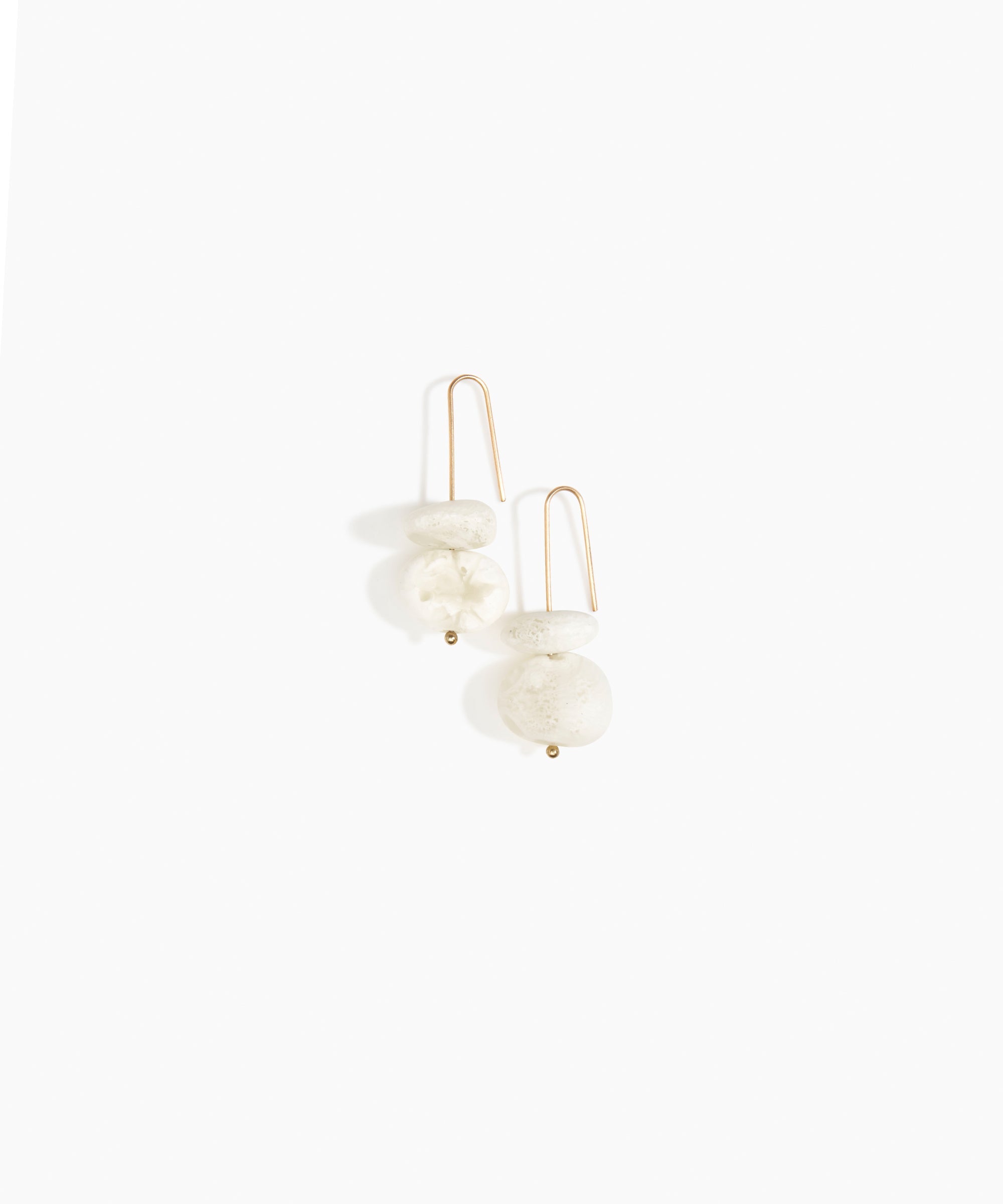 Dinosaur Designs Temple Earth Wire Earrings in Snow Swirl Colour resin with Gold-Filled Material.