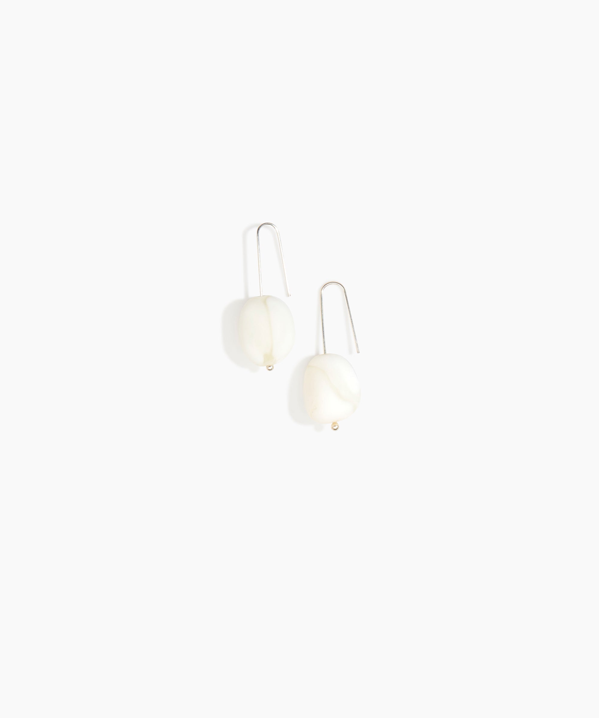Dinosaur Designs Earth Wire Earrings in Snow Swirl Colour resin with 925 Sterling Silver Material.