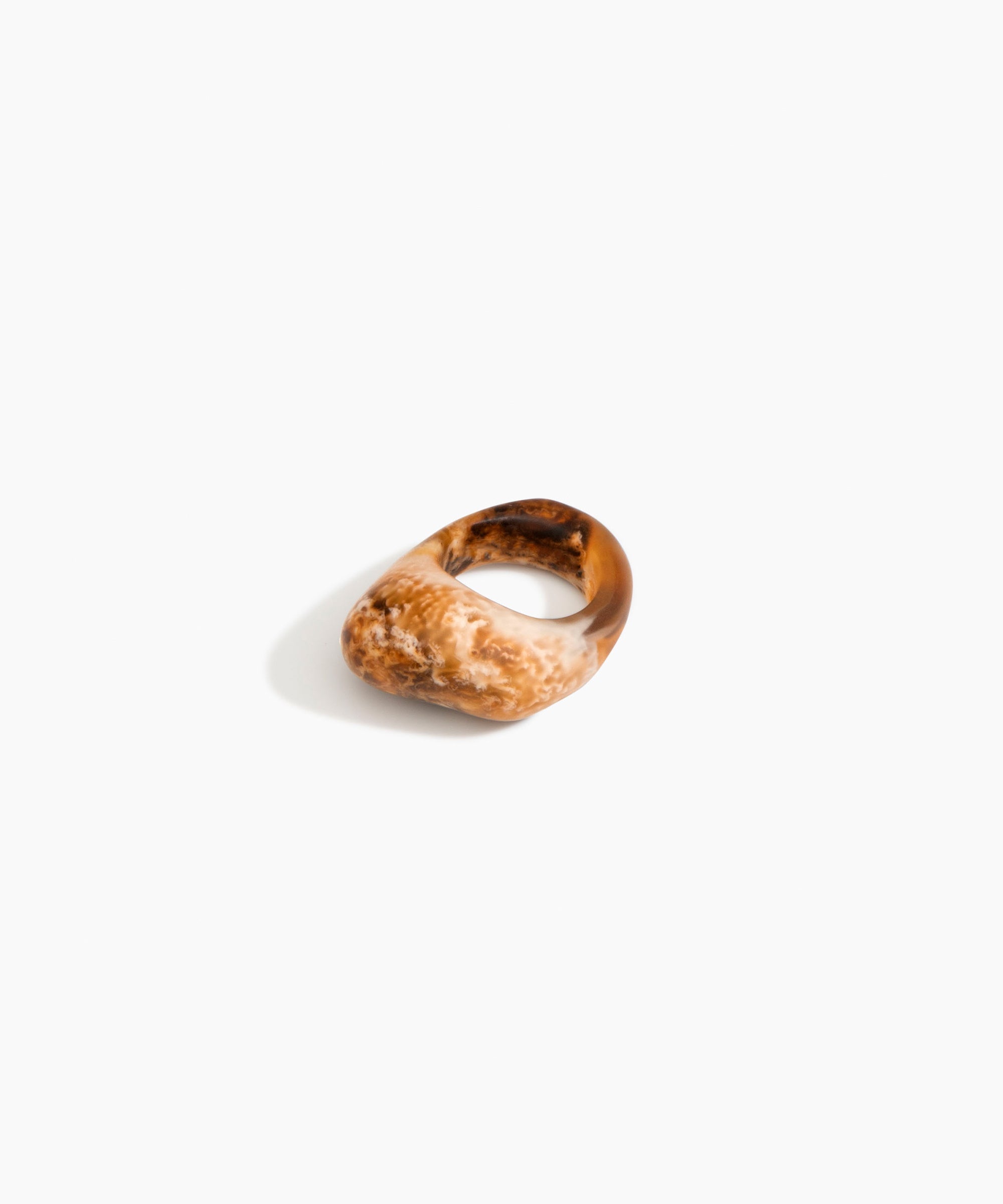 Dinosaur Designs Pebble Ring in Light Horn Colour resin with Regular Fit