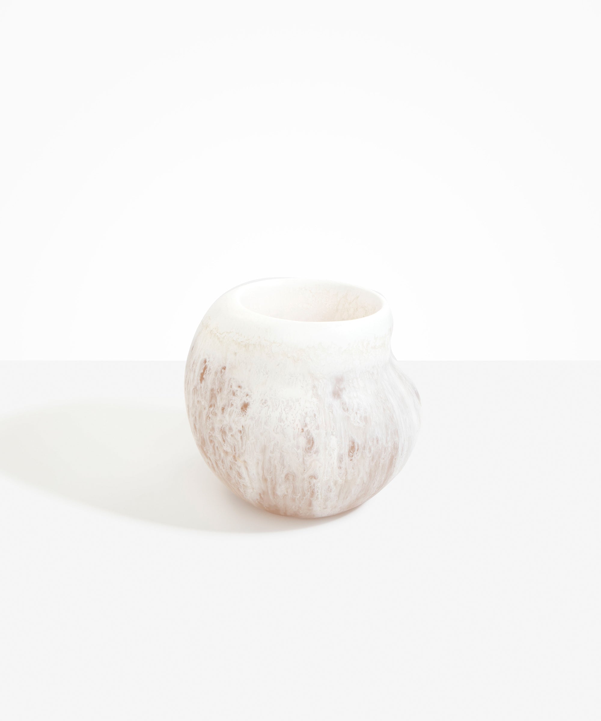 Dinosaur Designs Large Moss Vase in Snow Swirl color resin