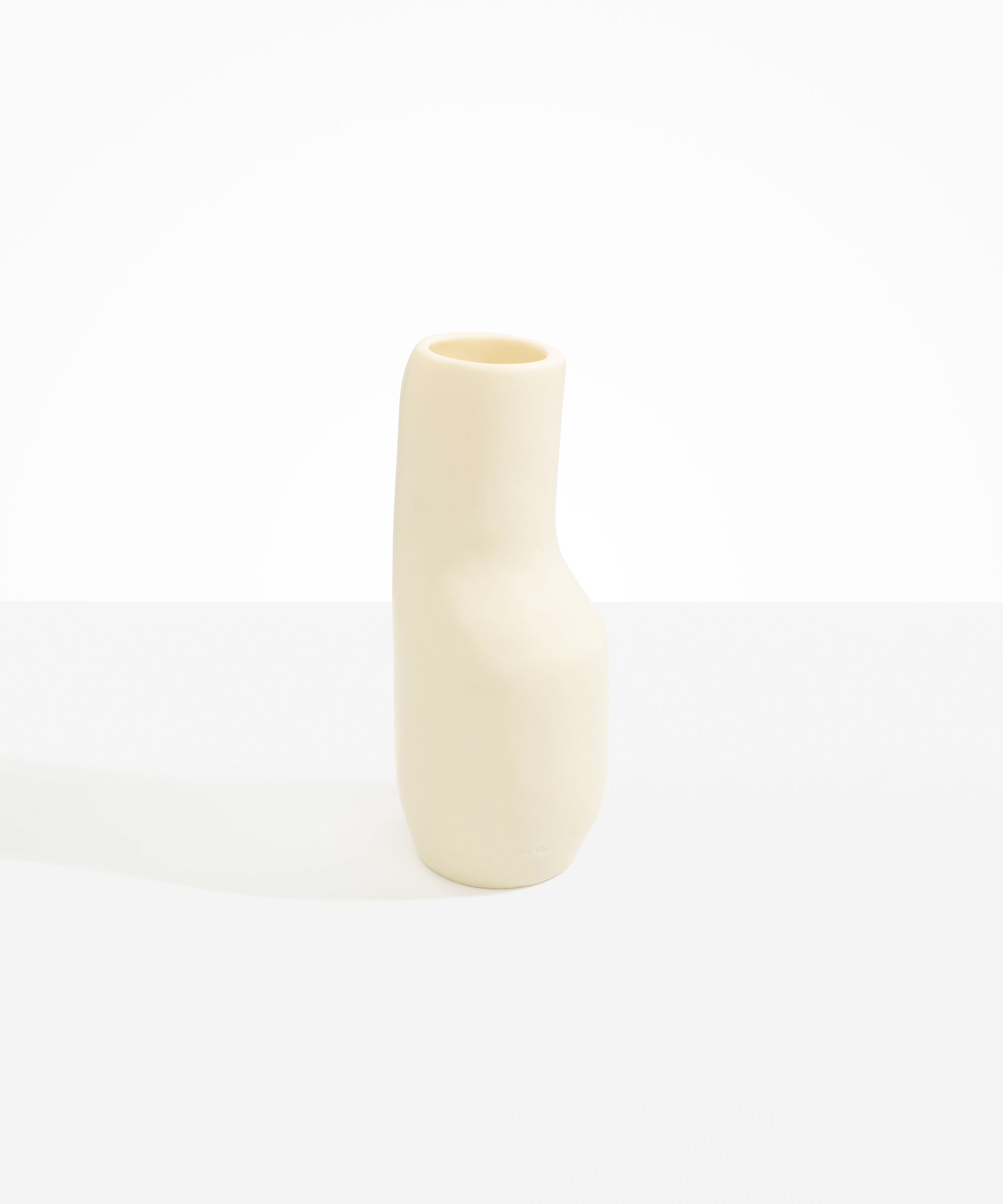 Dinosaur Designs Medium Studio Vase in Cream Colour resin.