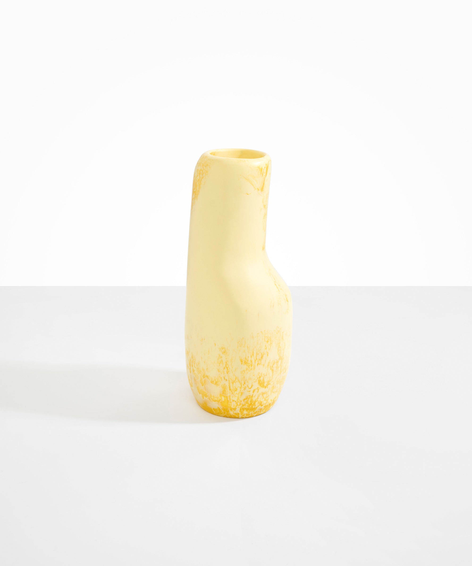 Dinosaur Designs Medium Studio Vase in Daisy Colour resin.
